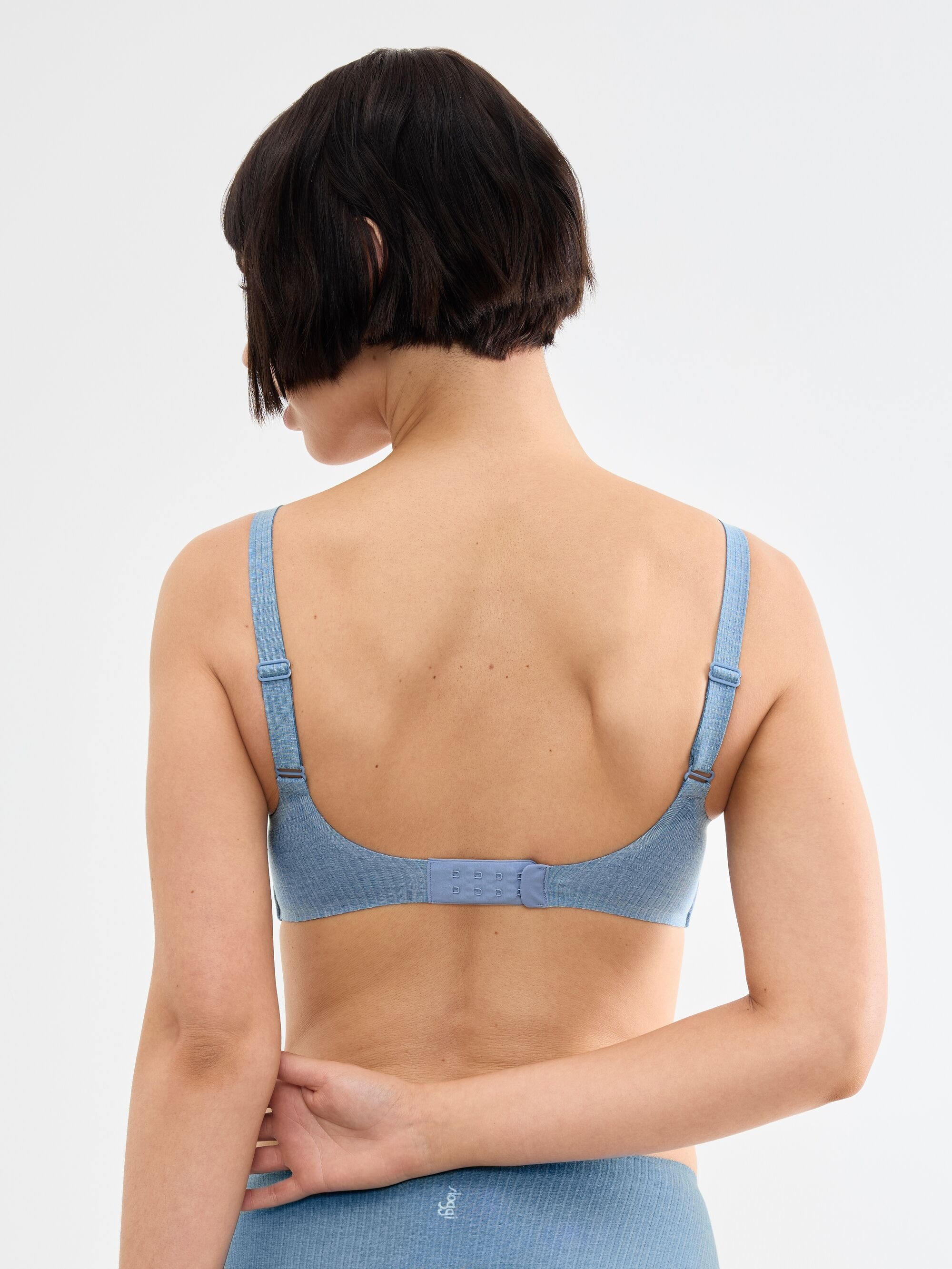 sloggi Soutien-gorge invisible »ZERO Feel Pure THE UP TShirt Bra« naturel et invisible