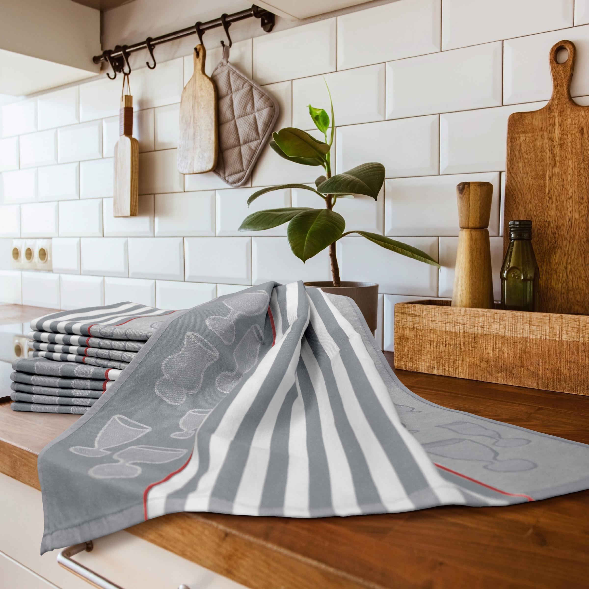 Dyckhoff Chiffon à vaisselle »Gläser / Halbleinen« mit Gläser & Streifen Motiv, Masse je Tuch ca. 50x70 cm