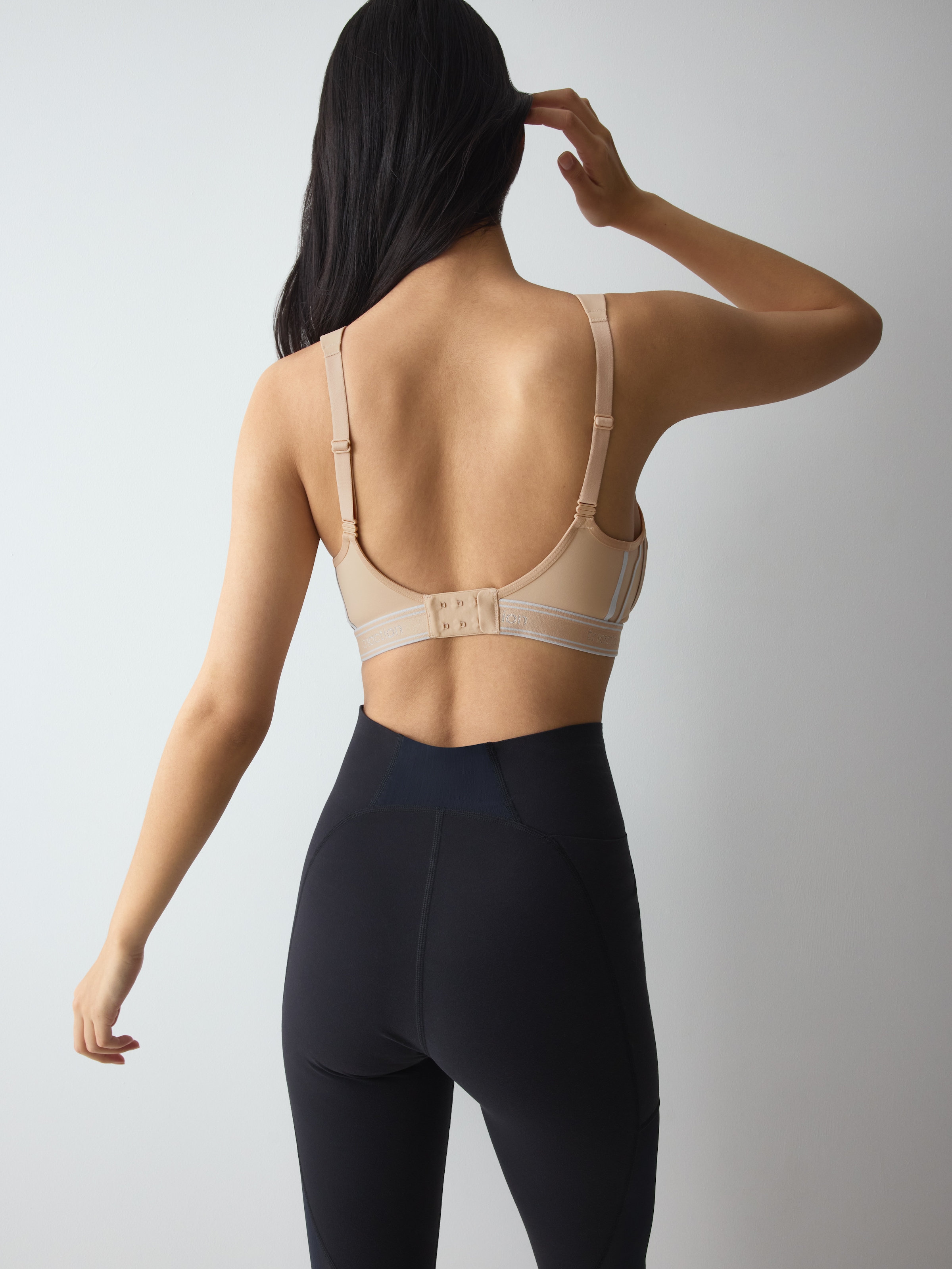 triaction by Triumph Bügel-BH »Triaction Cardio Air« atmungsaktiv, extremer Halt