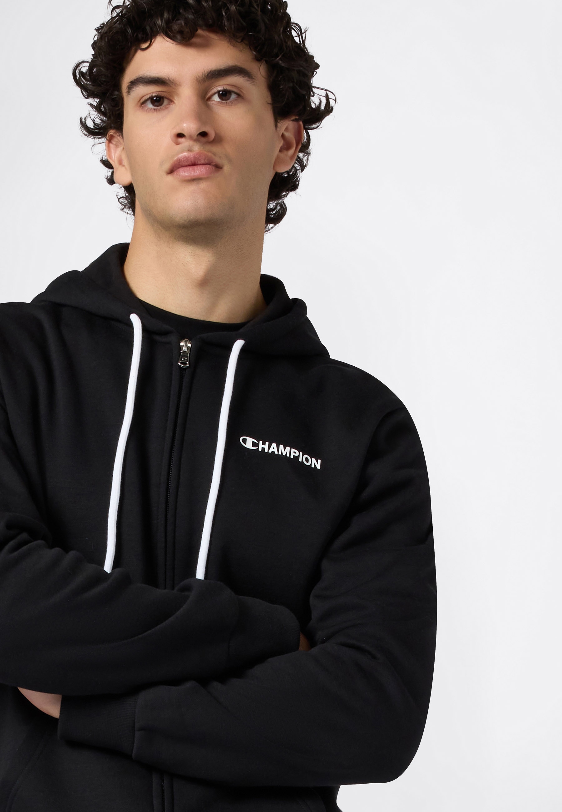 Champion Sweat à capuche »Graphic Full Zip Hoodie« 1 cuis mit Kapuze, für Alltag, aus Baumwolle und Polyester