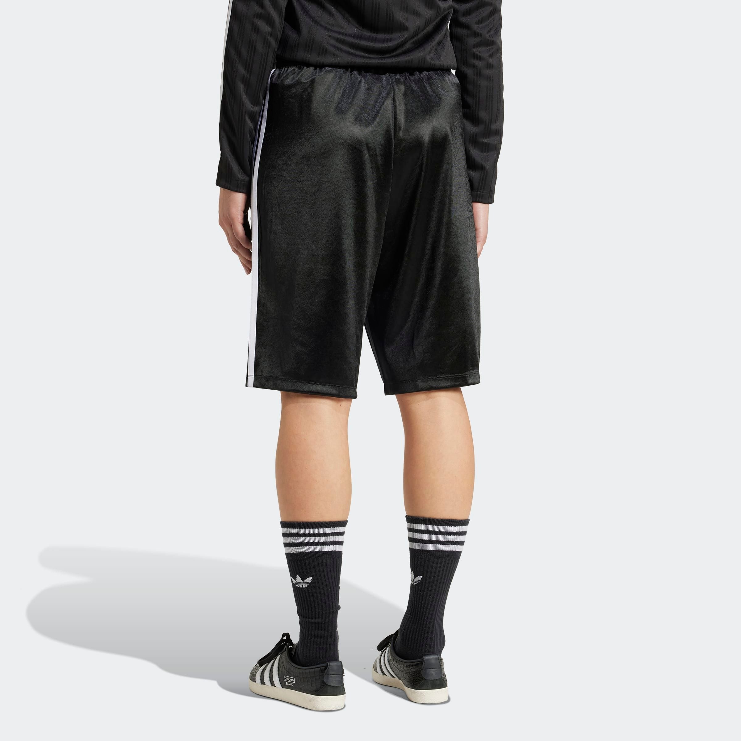 adidas Originals Shorts »FIREBIRD SHORT«