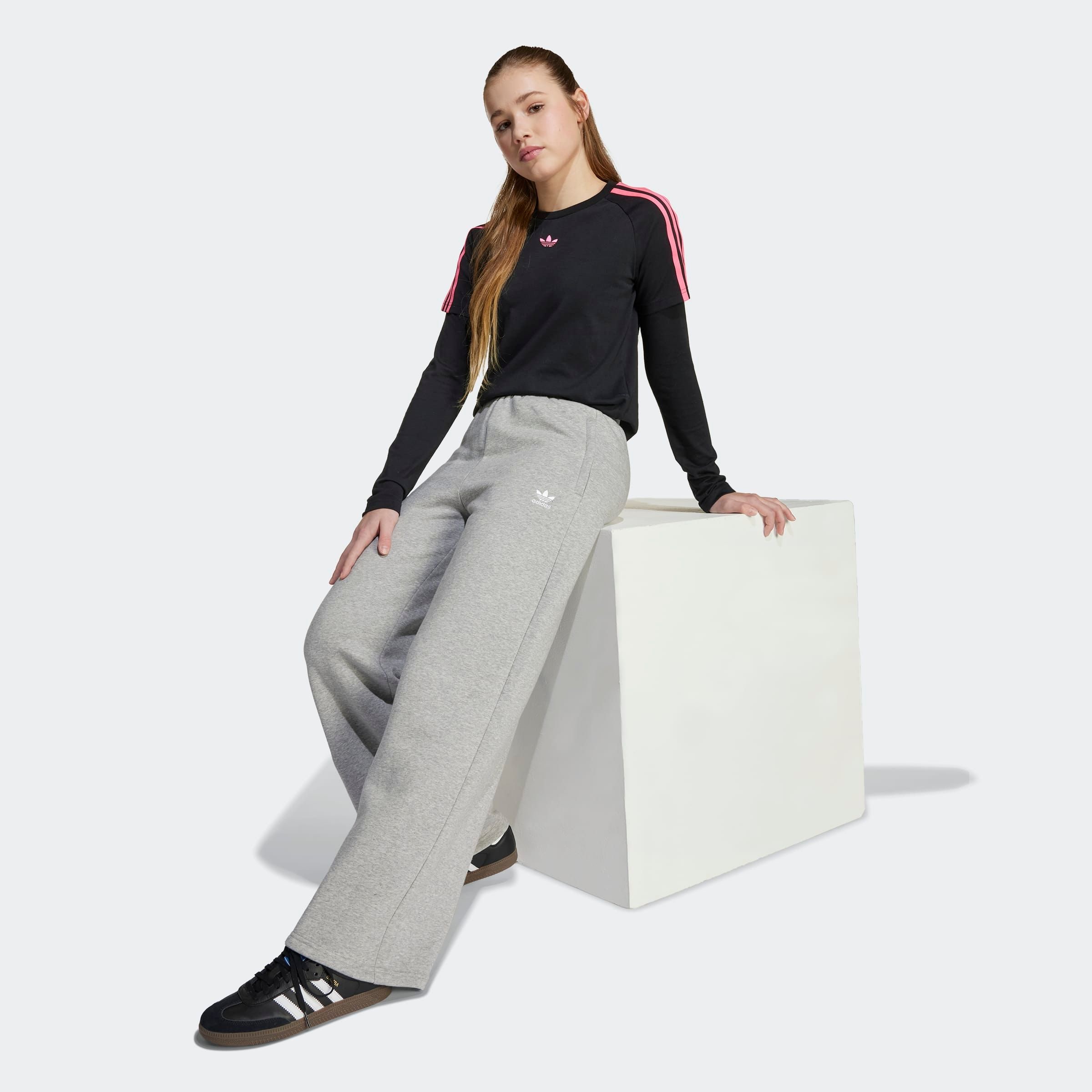 adidas Originals Pantalon de sport », WEITES BEIN«  für Kinder und Teens, lockerer Schnitt, mit Kordelverschluss