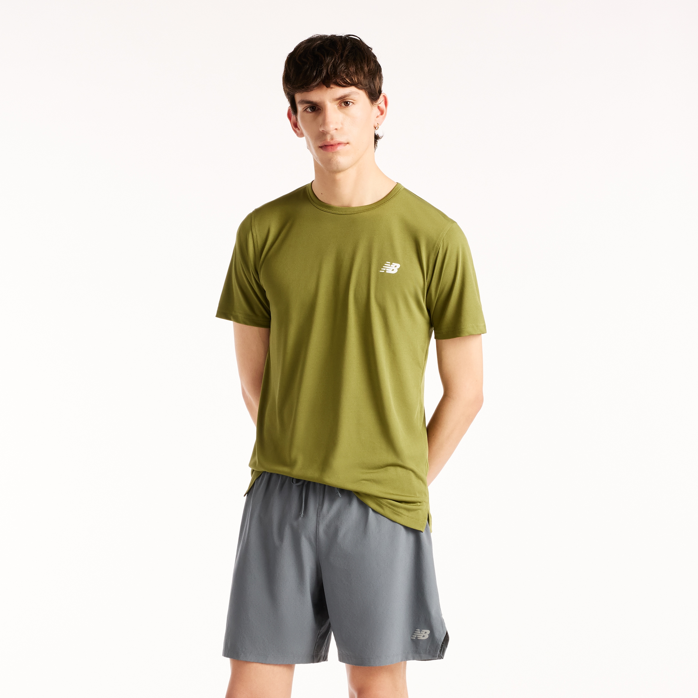 New Balance T-shirt d'entraînement »SPORT ESSENTIALS UTILITY T-SHIRT« atmungsaktiv, schnell trocknend, aus Polyester