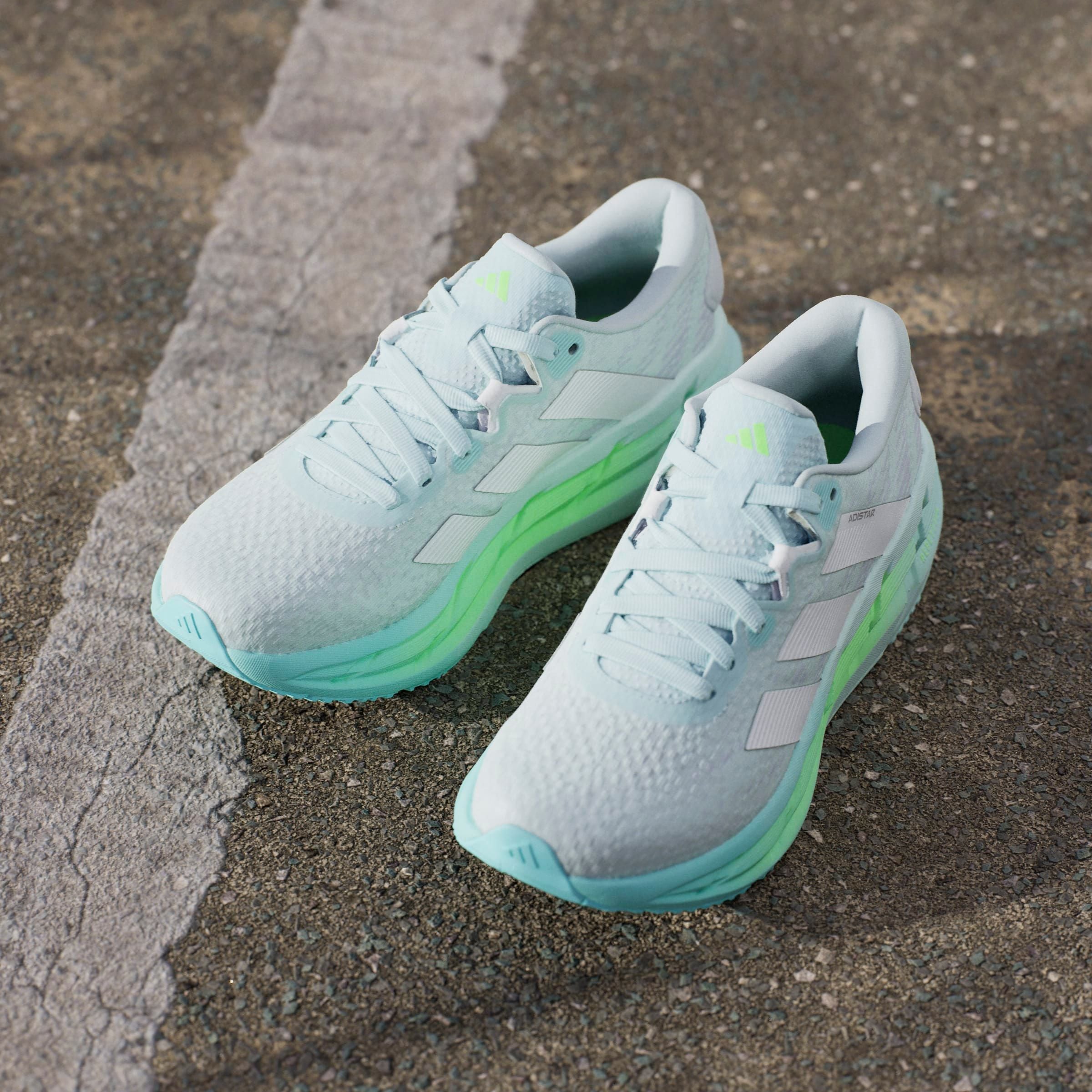 adidas Performance Chaussure de course »ADISTAR 4 RUNNING«