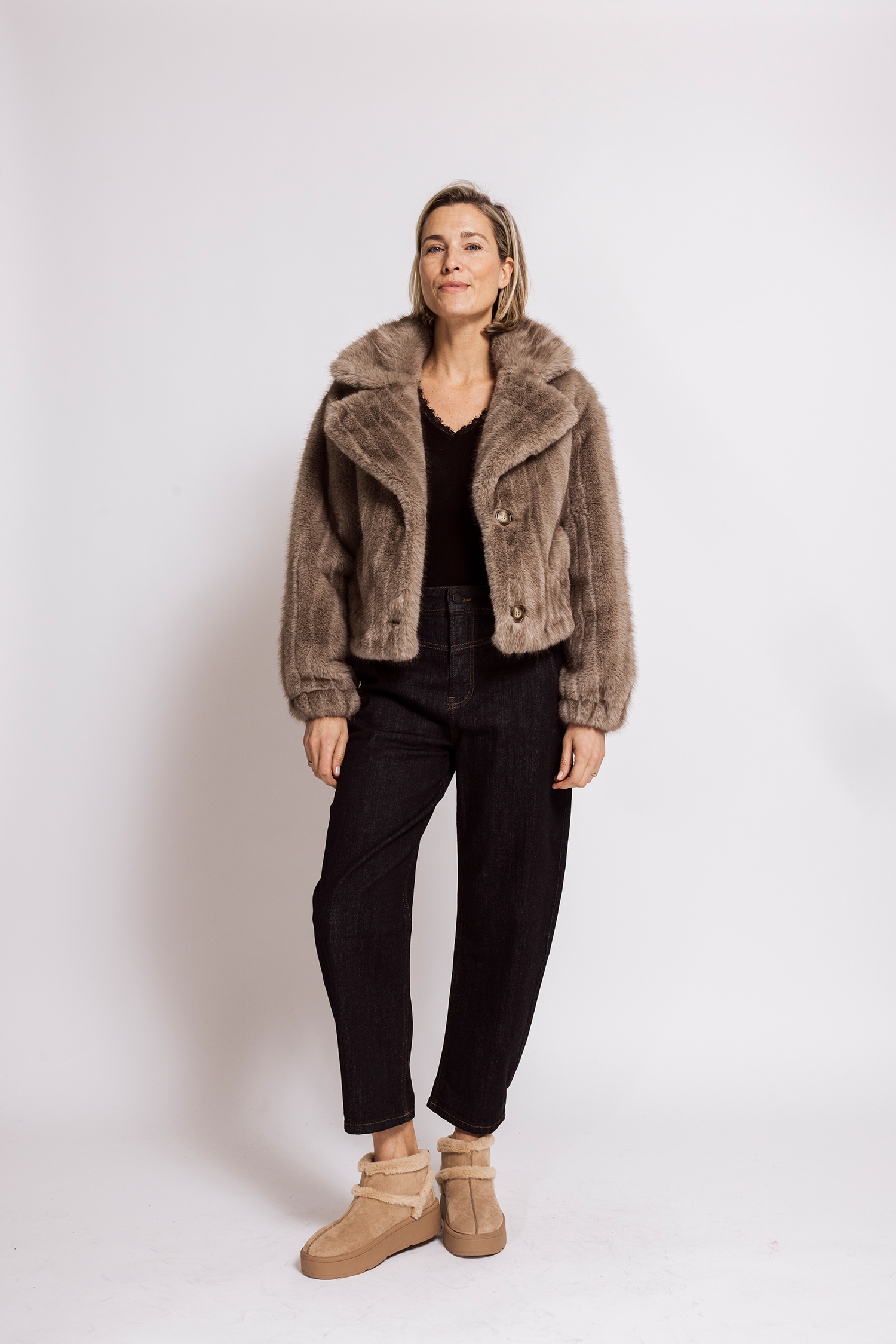 Zhrill Blazer court »CHARLA« Fellimitat-Jacke, Reverskragen,  Casual Stil, bequeme Passform
