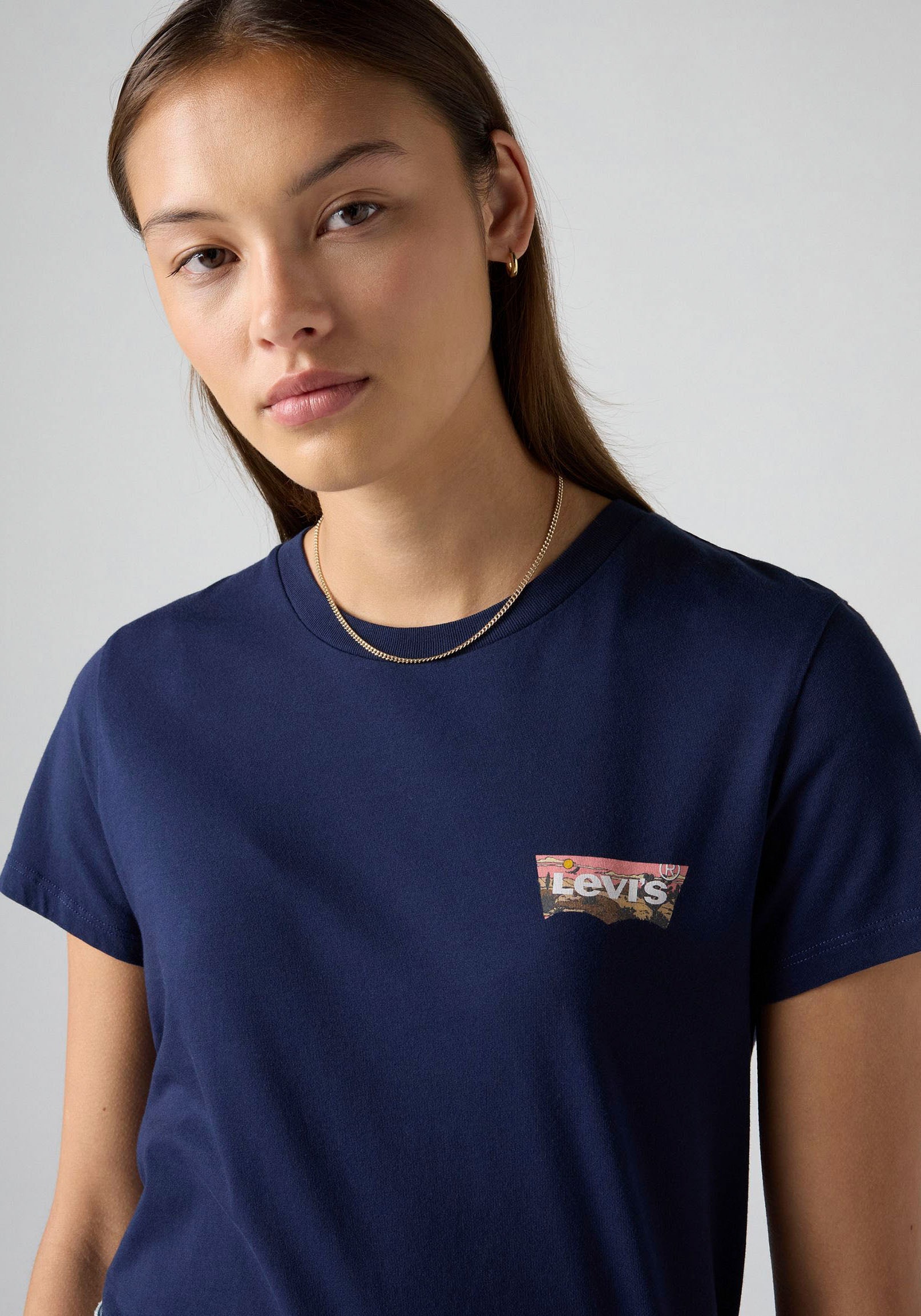 Levi's® T-Shirt »THE PERFECT TEE« mit Batwing-Logoprint