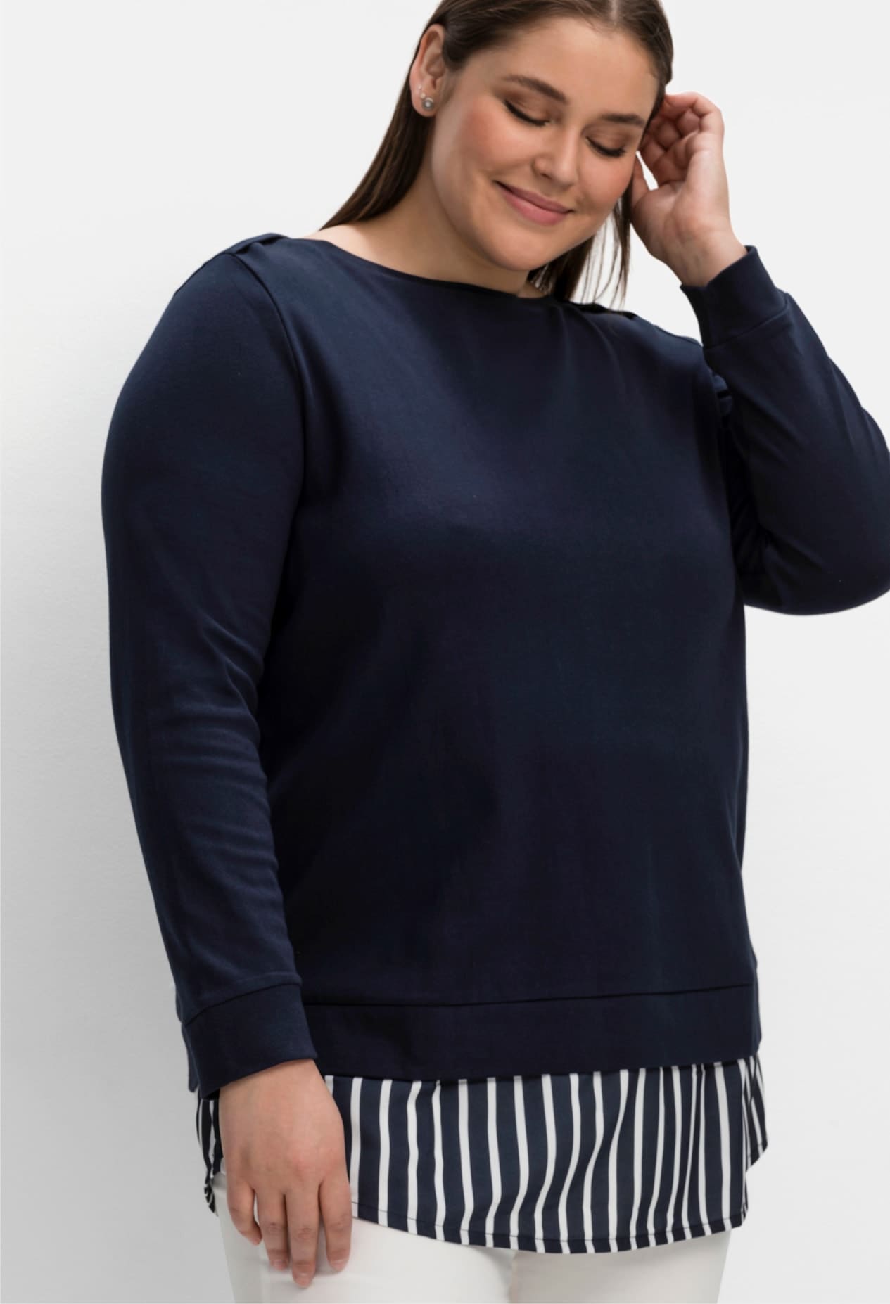 Sheego T-shirt à manches longues 2 en 1 »2-in-1-Shirt« 1 cuis