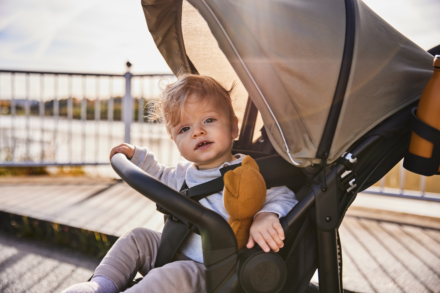 Hauck Poussette à trois roues »Runner 3, olive« 22 kilos mit XXL-Lufträdern und Handbremse; bis 22 kg beslastbar