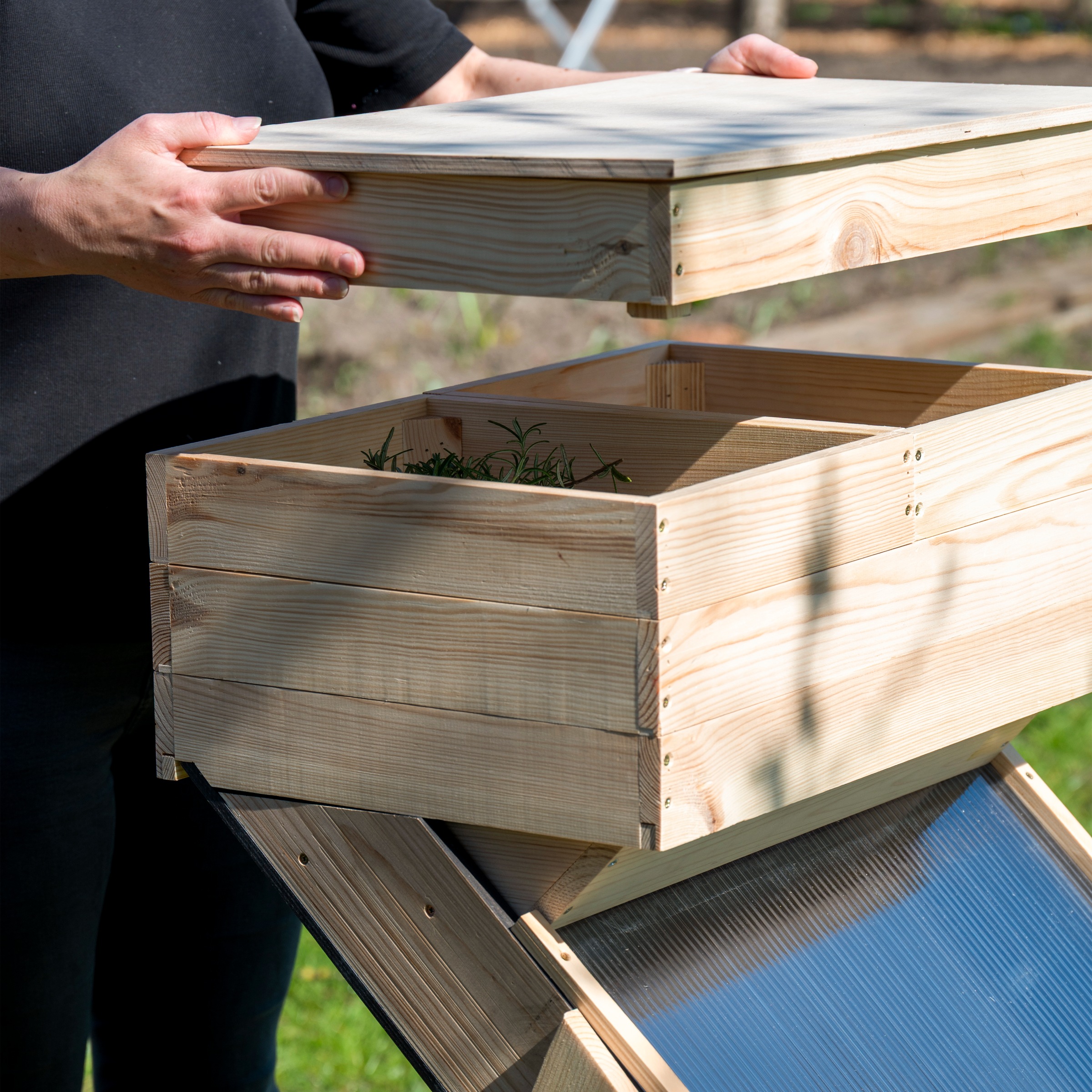 dobar Déshydrateur »Solar-Trockner aus Holz« pour sécher herbes, fruits et légumes
