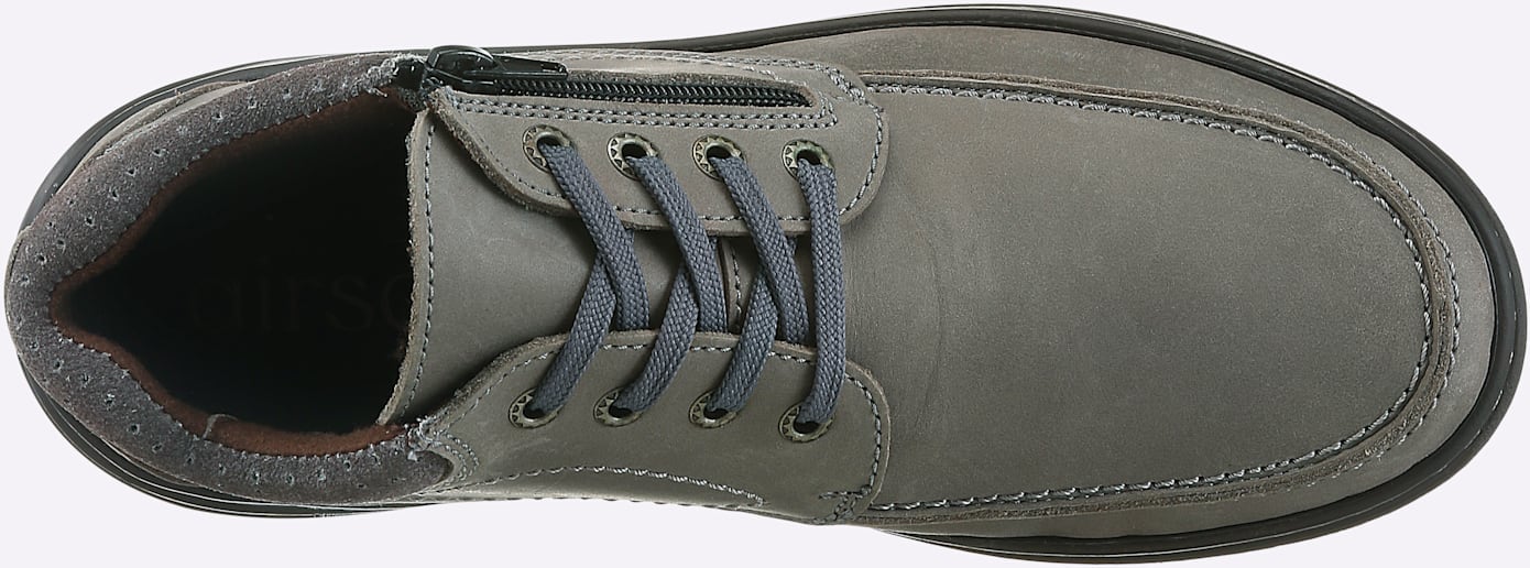   Bottes à lacets