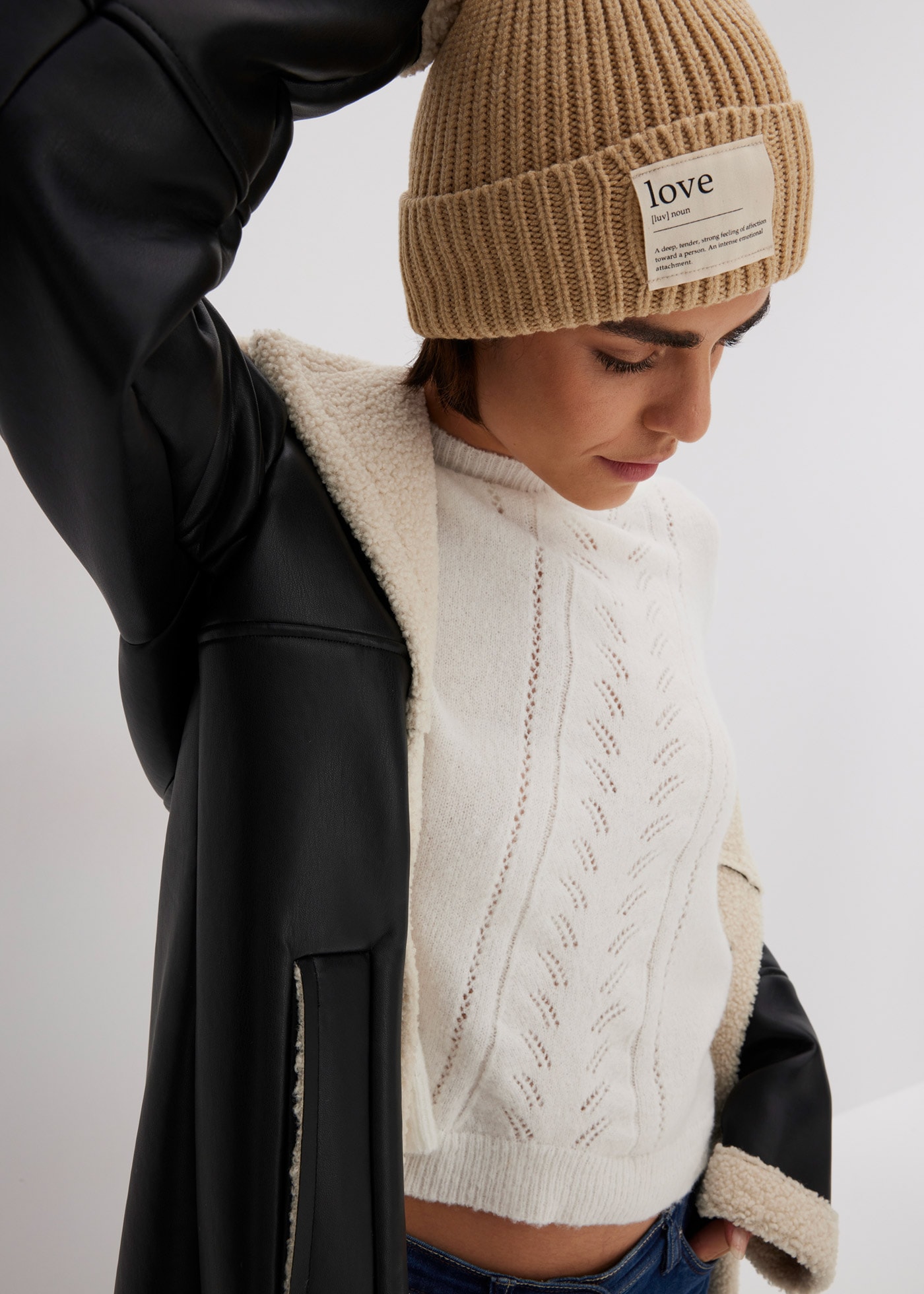 bonprix Strickmütze »Mütze« aus Viskose, Polyester und Polyamid, modischer Stil