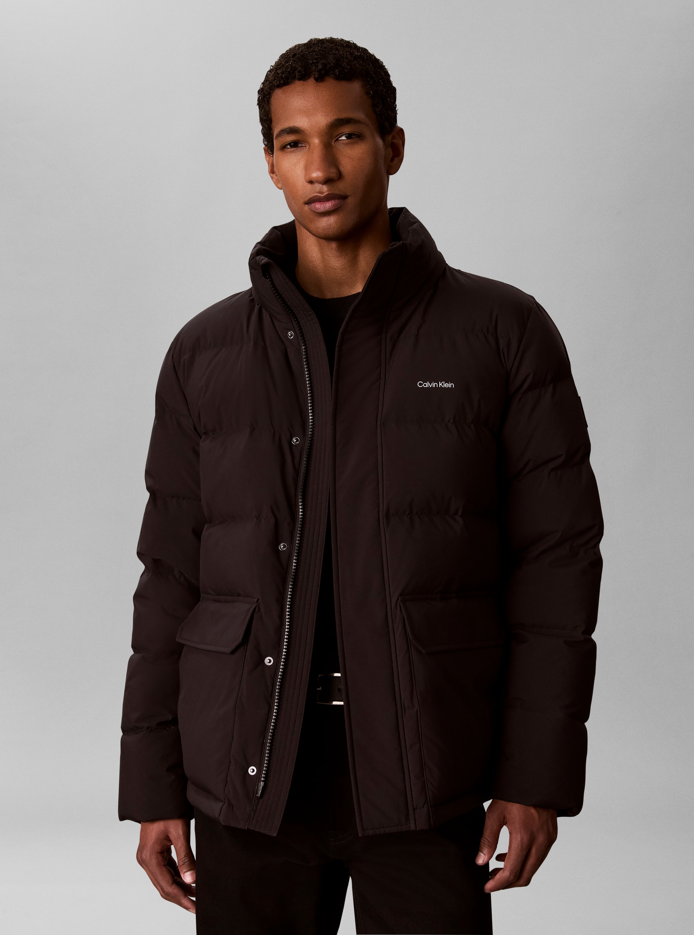 Calvin Klein Jeans Veste matelassée »MATTE DOWN PUFFER« avec capuche coupe régulière avec capuche
