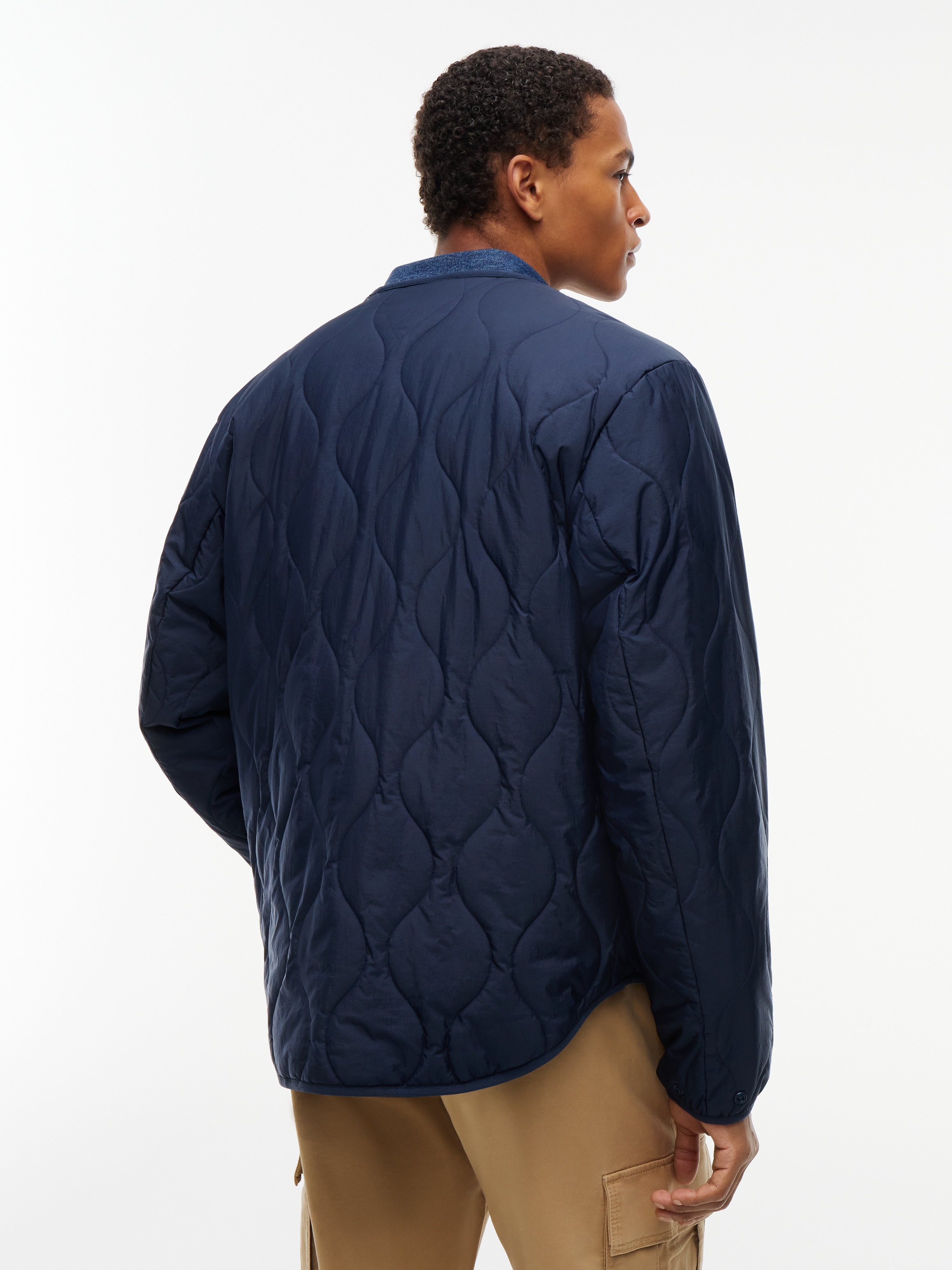 Tommy Jeans Veste matelassée »QUILTING CITY JACKET« sans capuche Coupe régulière avec poches à rabat