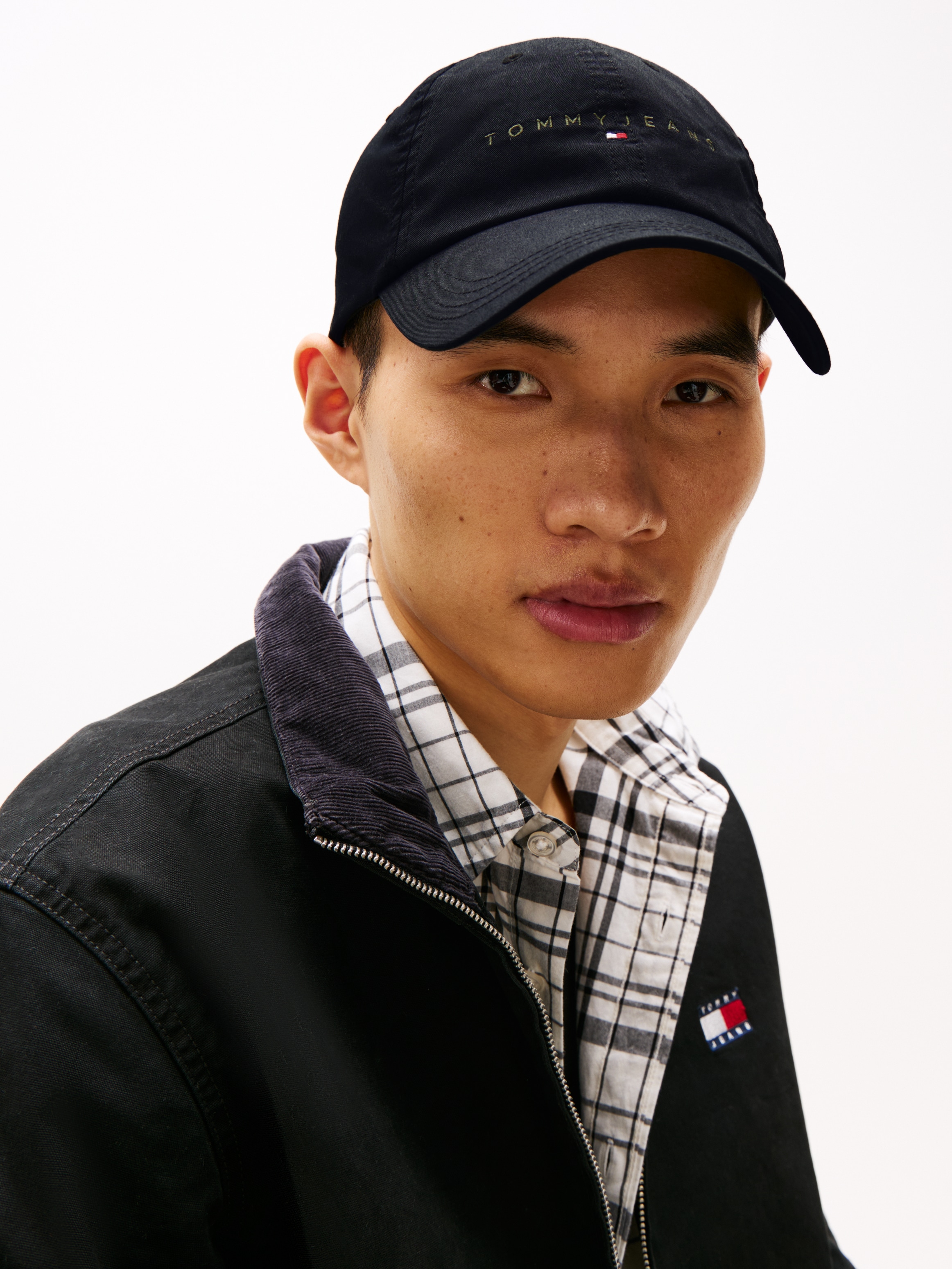Tommy Jeans Baseball Cap »TJM LINEAR LOGO CAP« UNISEX Klemmverschluss, grosse Logostickerei
