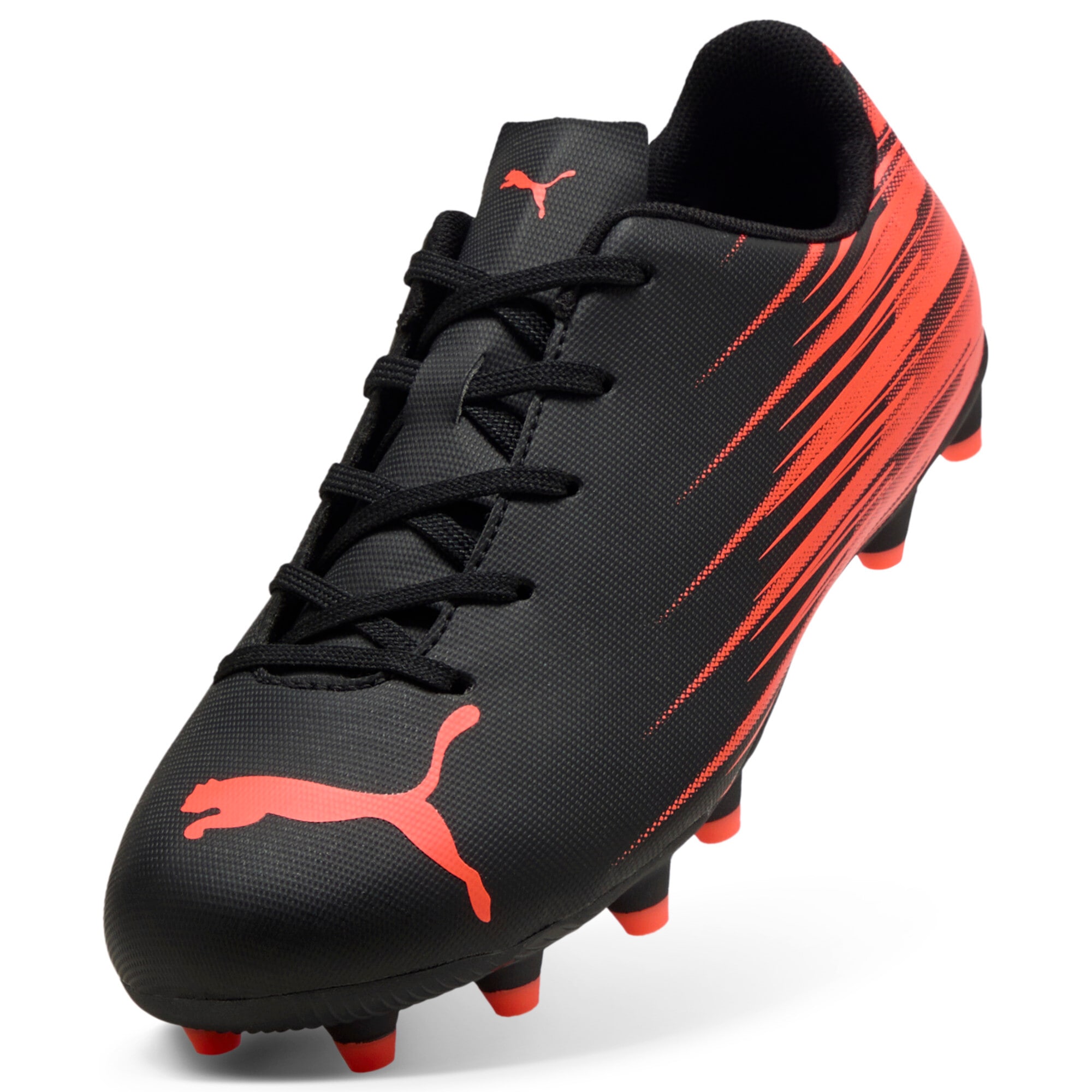 PUMA Chaussure de football »ATTACANTO II FGAG JR«  avec crampons pour terrains en gazon et gazon synthétique, avec lacets