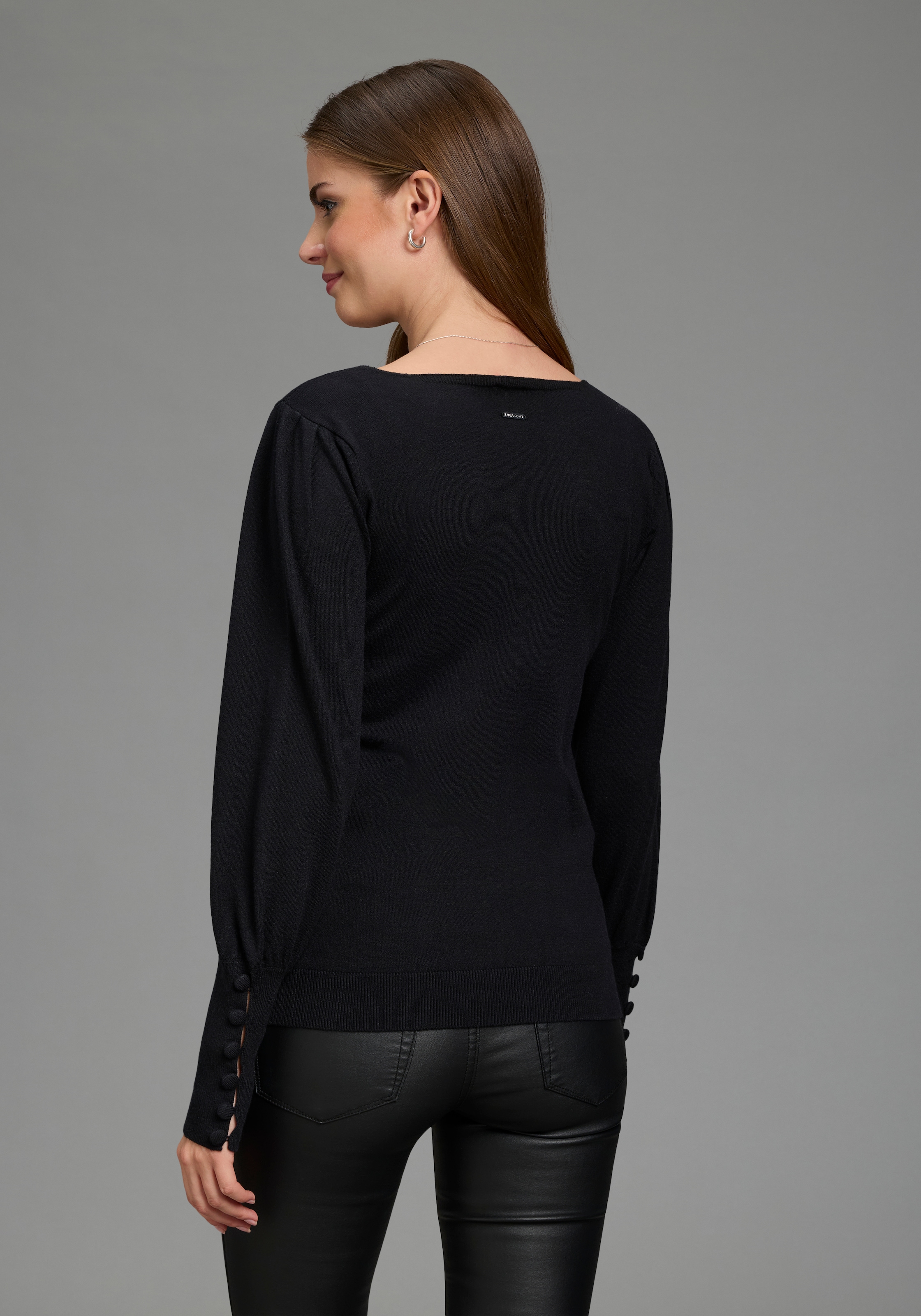 Laura Scott V-Ausschnitt-Pullover mit süsser Knopfleiste am Ärmel