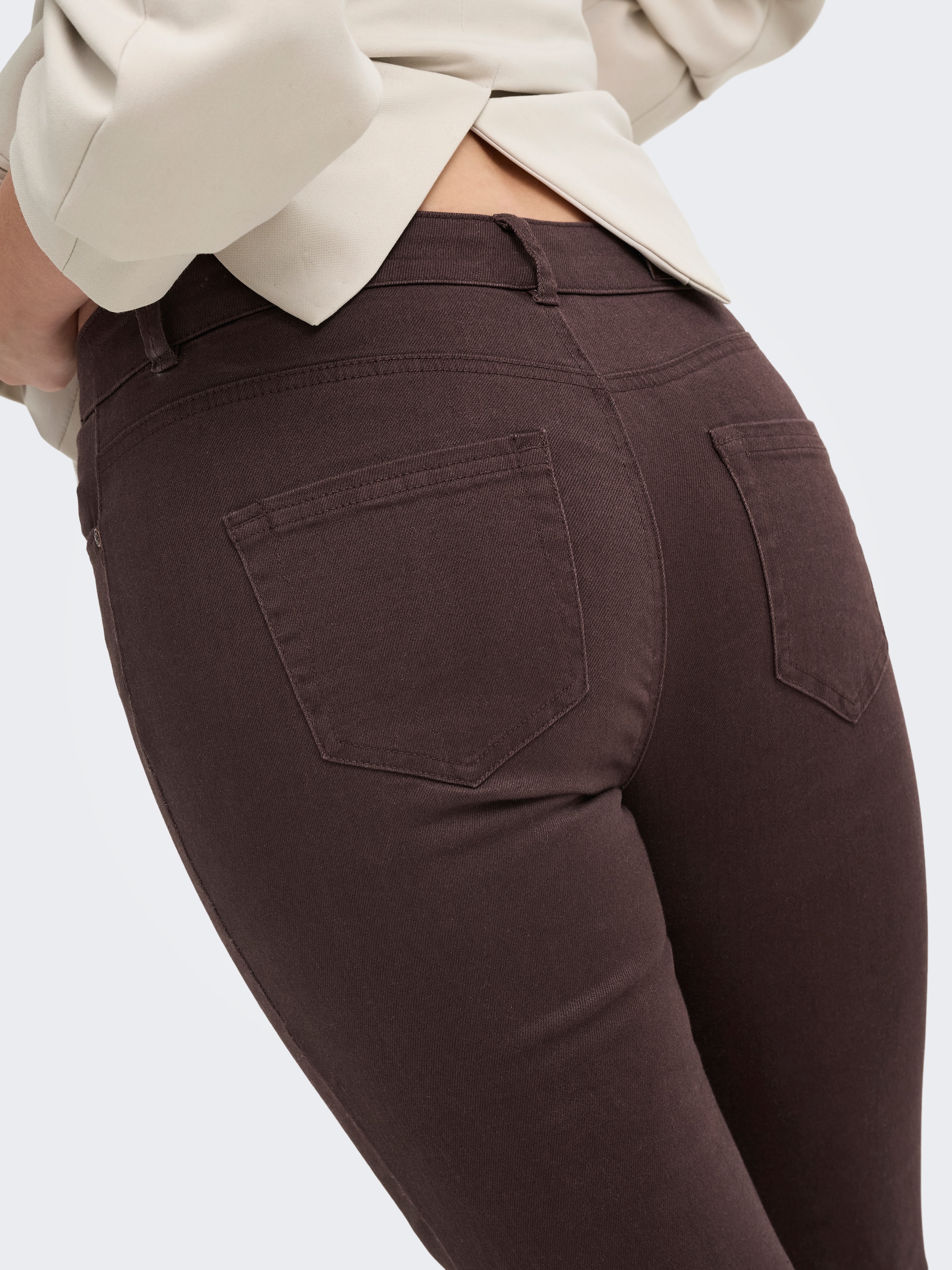 ONLY Pantalon bootcut »ONLBLUSH MID FLARED COLOUR PANT PNT NOOS«  mélange de coton, coupe bootcut