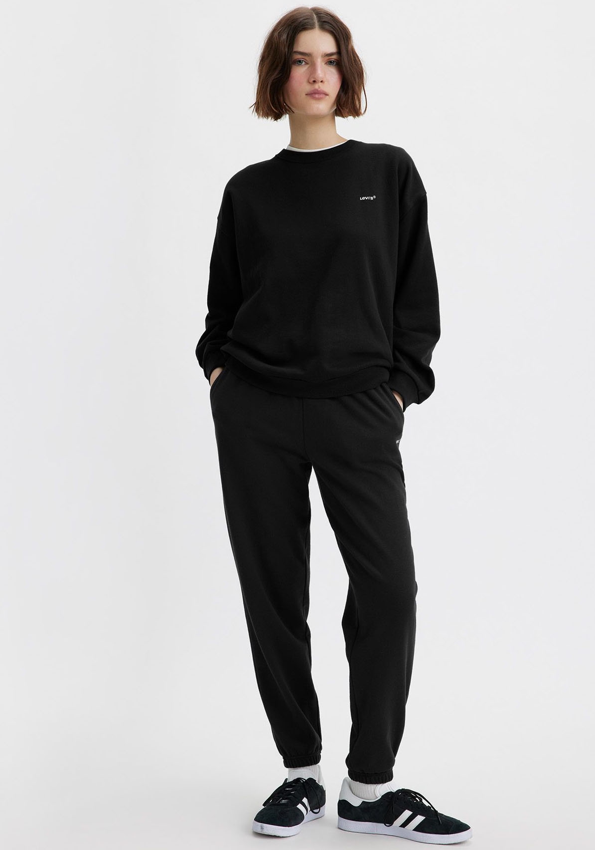Levi's® Sweatshirt »EVERYDAY CREW SWEATSHIRT«, mit kleinem Logo auf der Brust
