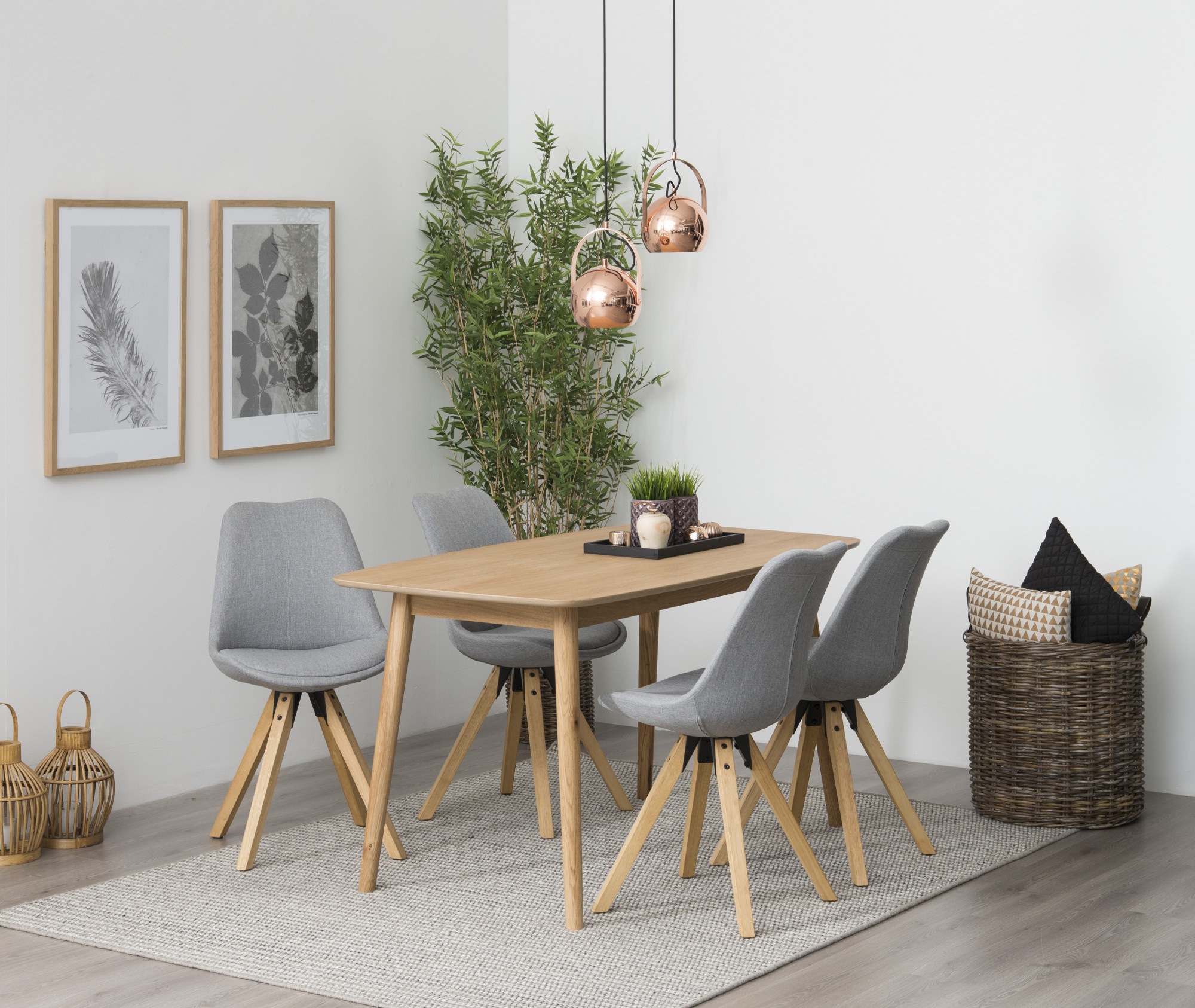 ACTONA GROUP Chaise de salle à manger »Dian« (Ensemble) 2 cuissiège de forme organique avec coussin. Pieds en bois massif d’hévéa
