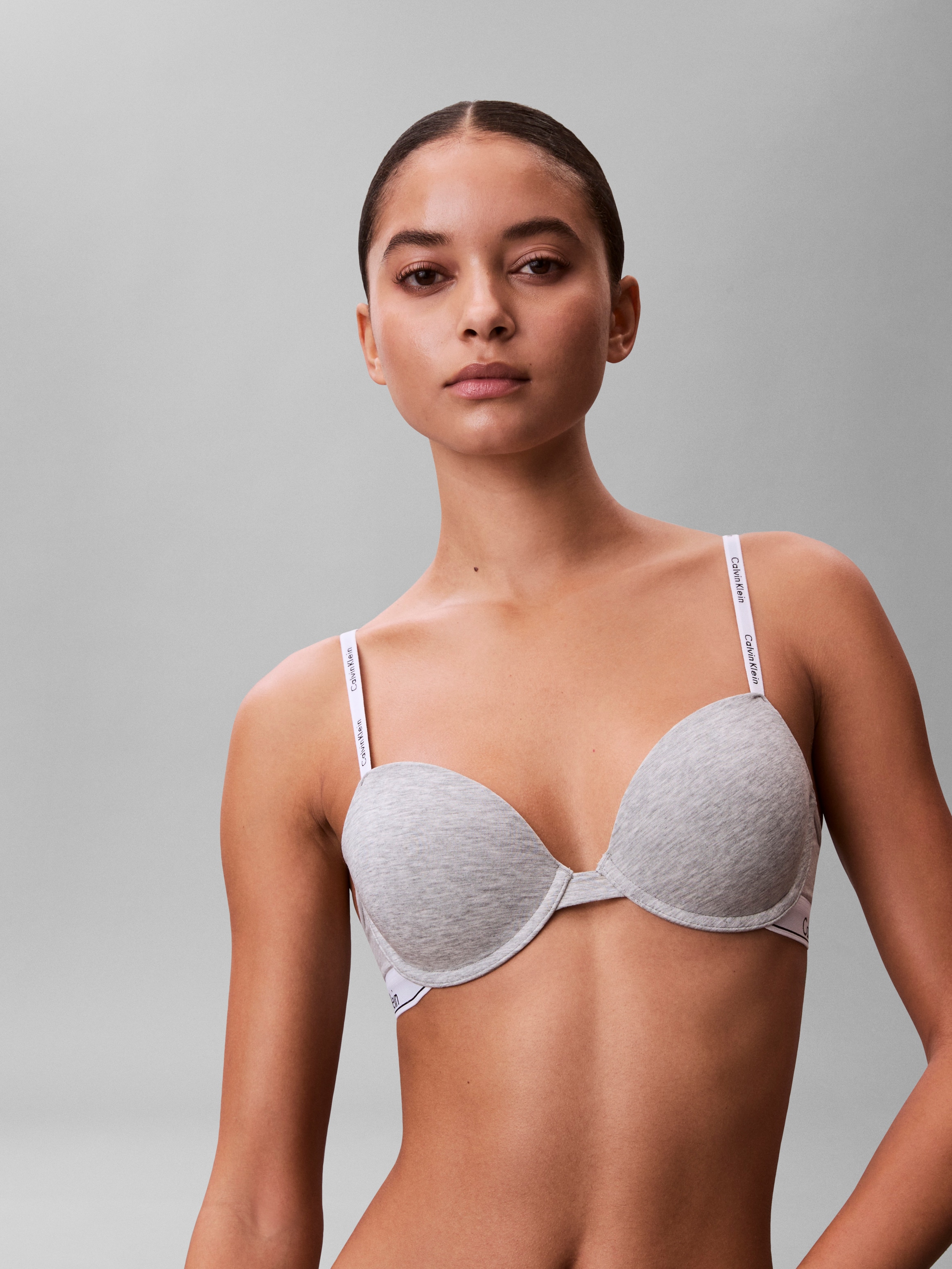 Calvin Klein Underwear Soutien-gorge à armatures »LIGHTLY LINED DEMI« avec inscription logo sur la bretelle