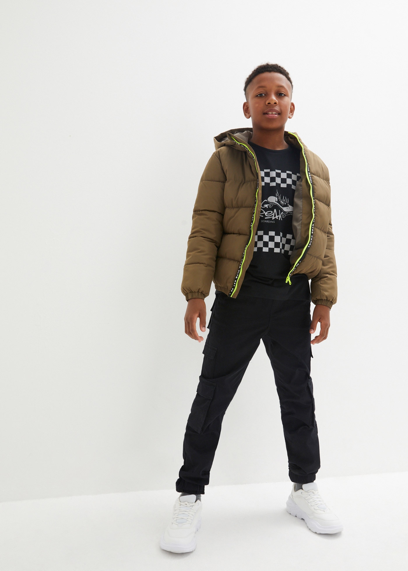 bonprix Cargohose  aus Baumwolle mit Elasthan, bequeme Passform, mit grossen Taschen