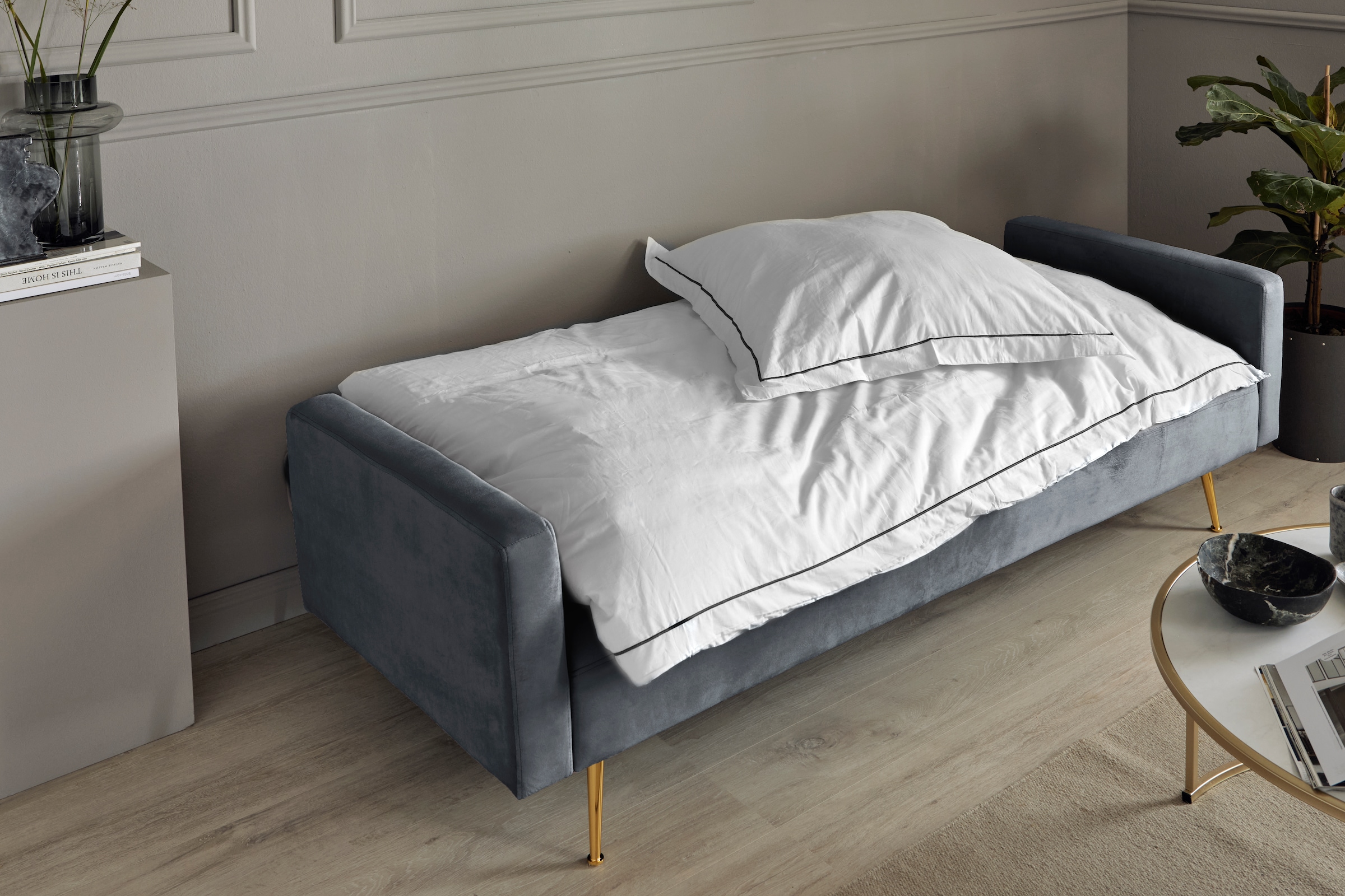 Jahnke Schlafsofa »CHILLAX POSH« mit Schlaffunktion, edler Samtstoff & Füsse im Gold-Look, Breite 213 cm