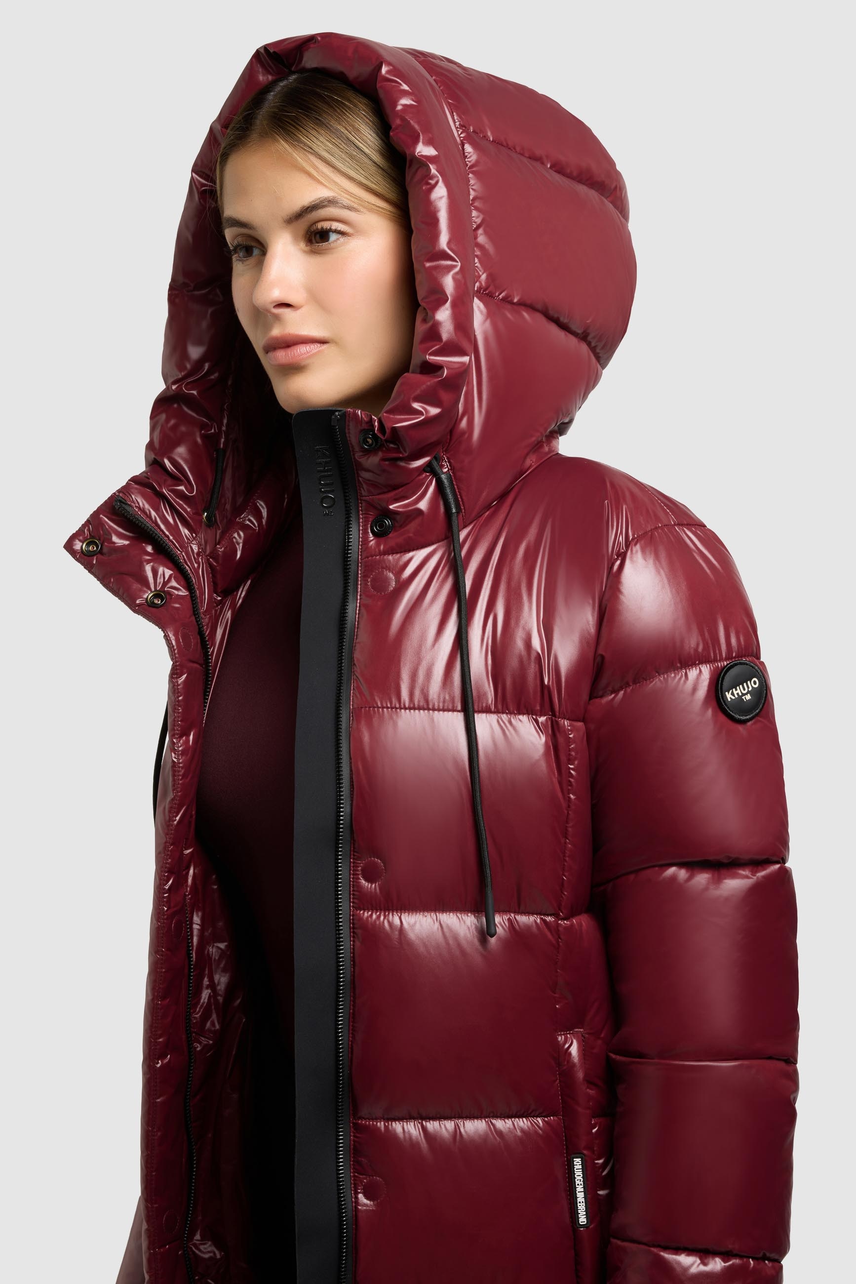 khujo Steppmantel »WILLA« praktische Seitenschlitze mit Reissverschluss