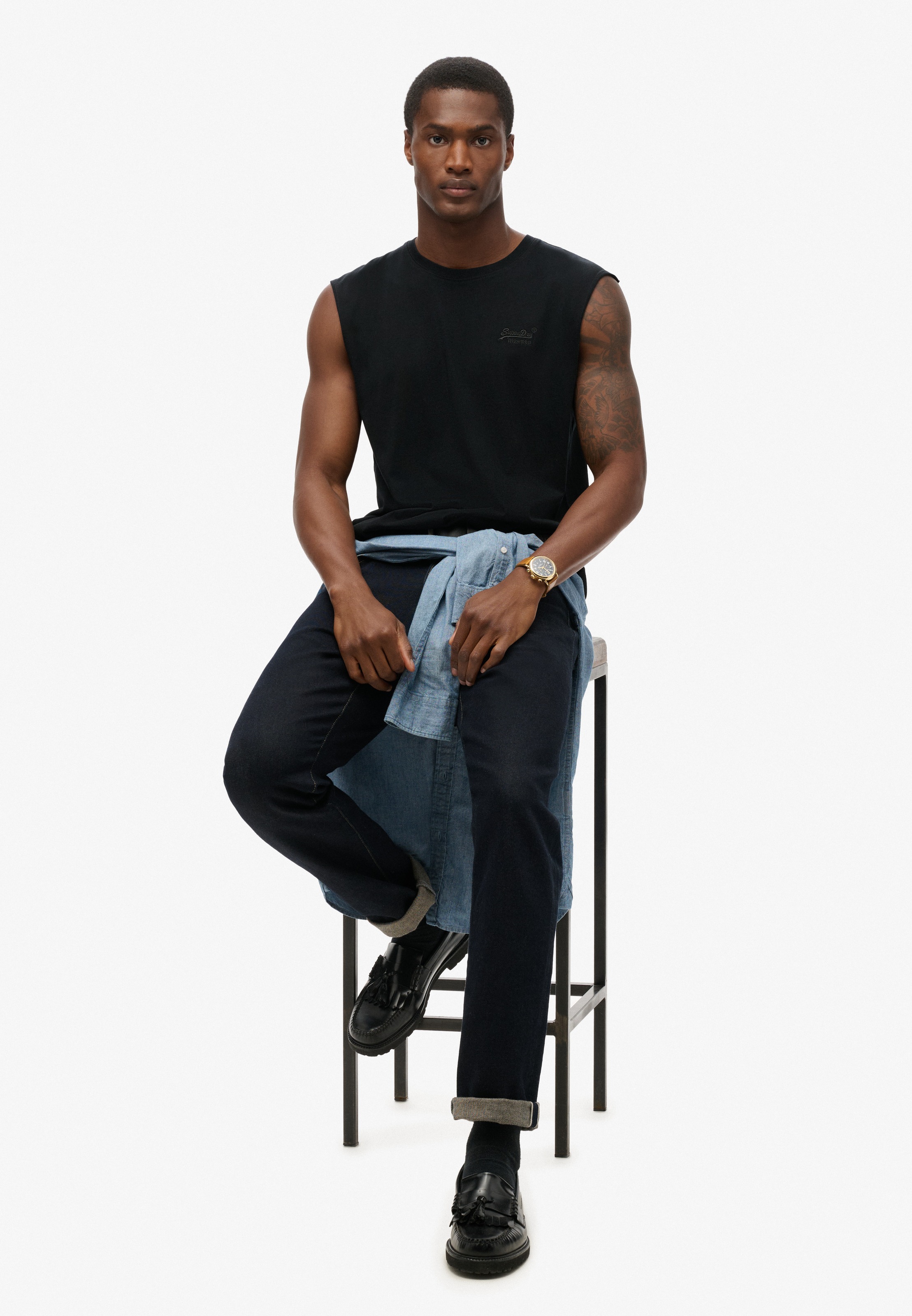 Superdry Tanktop »ESSENTIAL LOGO TANK UB« mit lockerer Passform, aus Baumwolle und Single Jersey