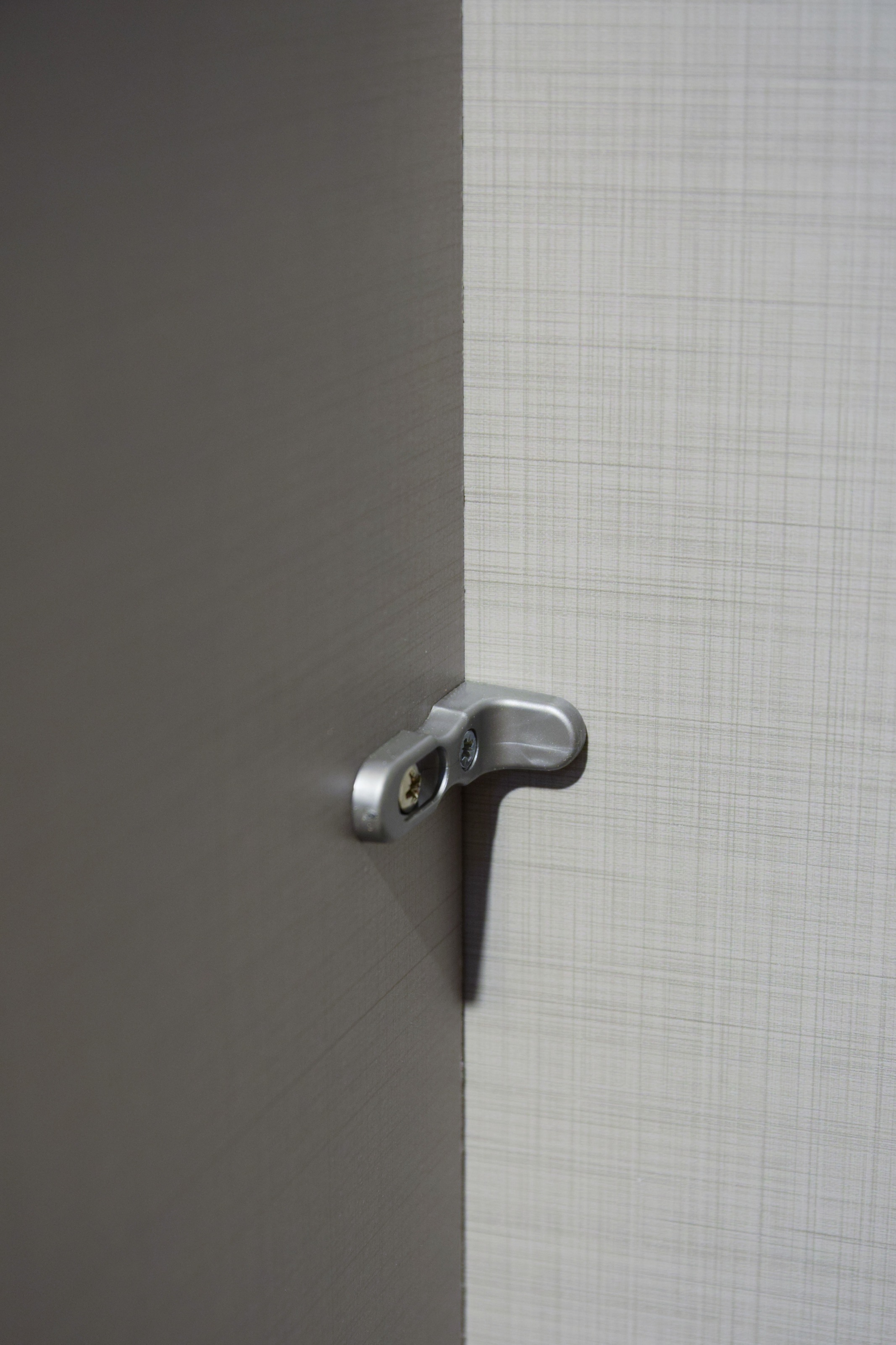 Wimex Kleiderschrank »Tilburg, Metallgriffe, Made in Germany« Breite 270cm wahlweise mit 2 oder 3 Türen,  mit Schwebetüren, jeweils 1 Glaselement, 180, 225 oder 270cm breit