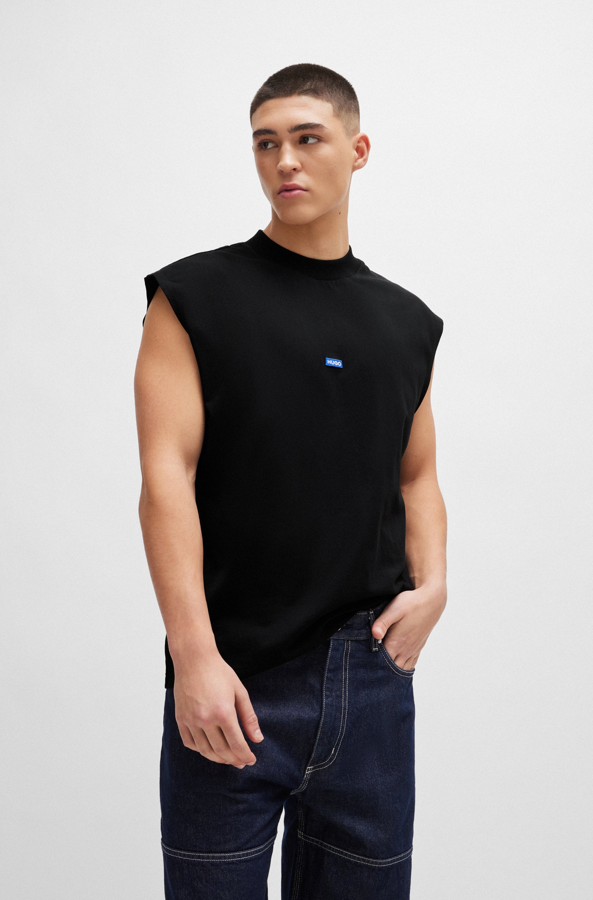 HUGO T-shirt »Navertz« mit Hugo-Label