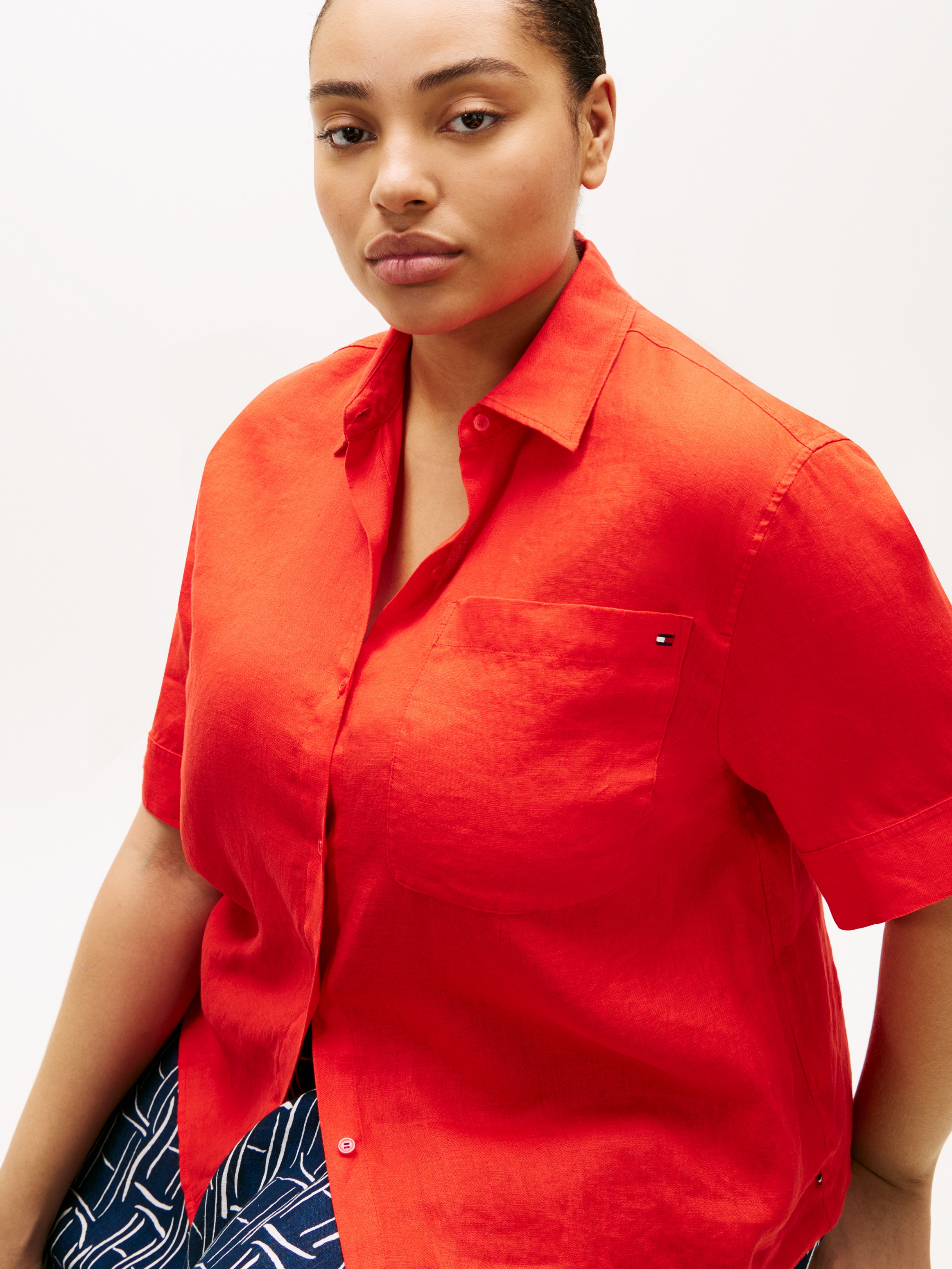 Tommy Hilfiger Curve Kurzarmshirt »CRV ESS LINEN SHIRT WITH SS« in grossen Grössen