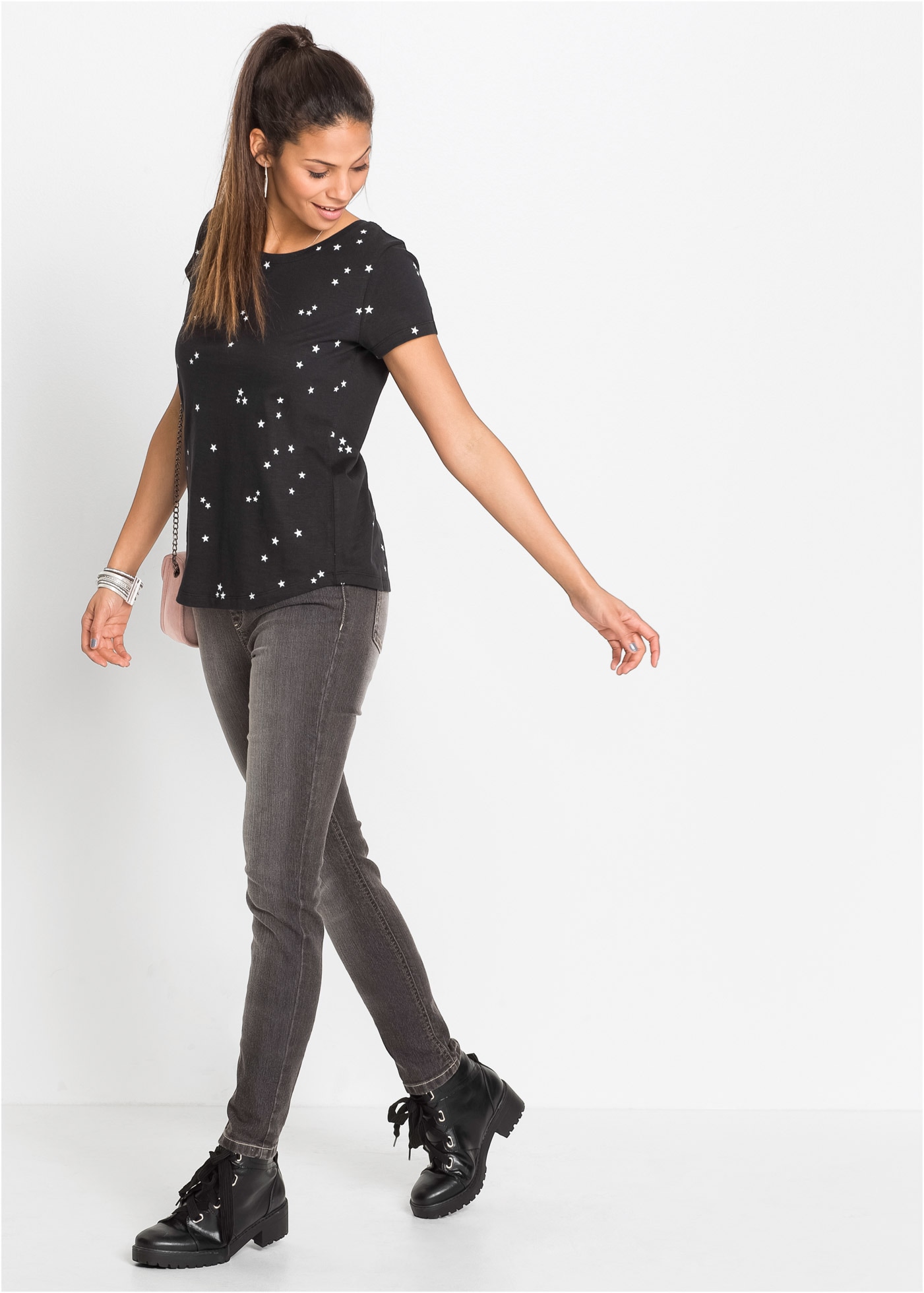 bonprix T-shirt Slim Fit Passform, Kurzarm, abgerundeter Saum, aus reiner Baumwolle