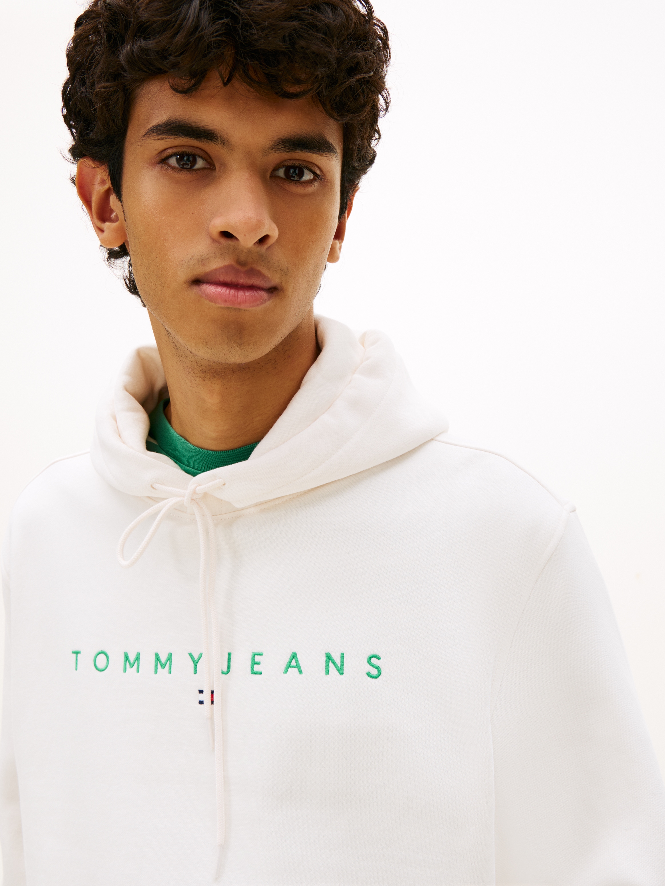Tommy Jeans Hoodie »TJM REGULAR LINEAR LOGO HOODIE EXT«, Avec broderie logo
