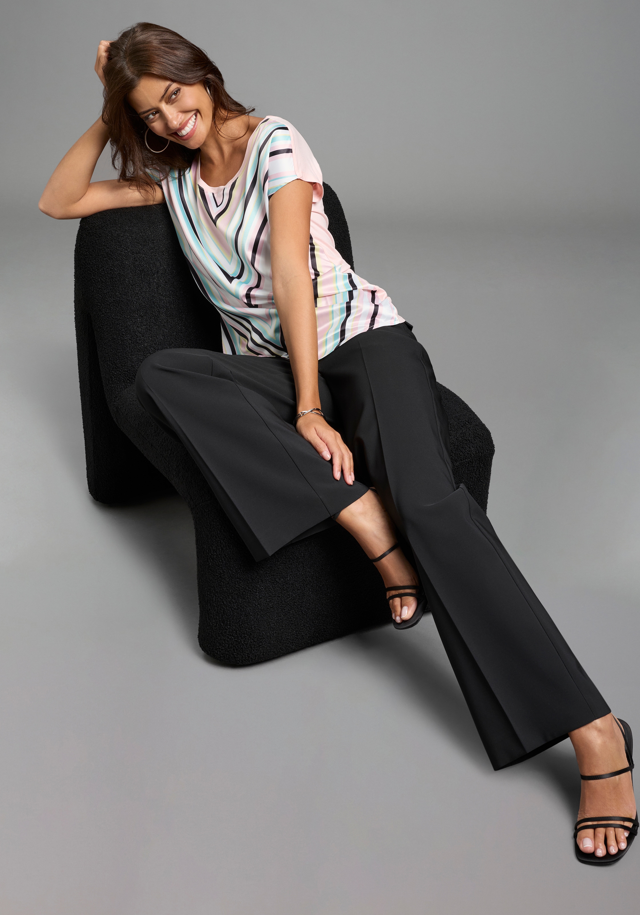 Laura Scott Chemisier à chemise »im Materialmix mit Satin, verschiedene Muster für jeden Geschmack,« style féminin, col rond, coupe ample