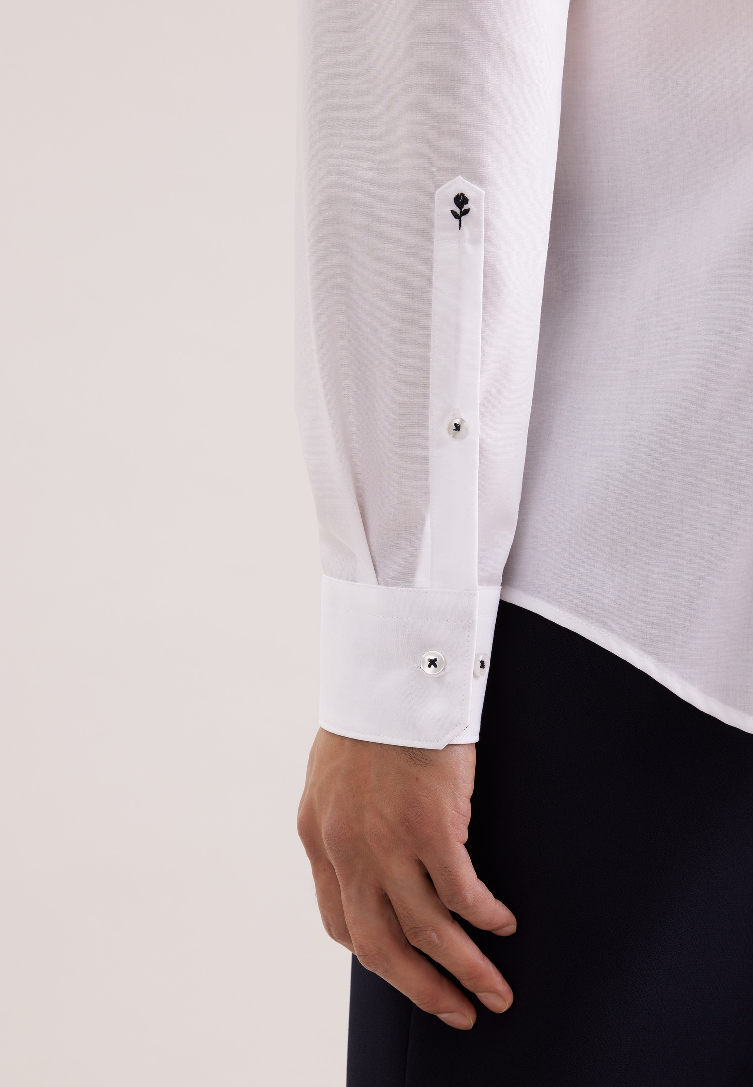 seidensticker Chemise d'affaires »Schwarze Rose« Slim 1/1 Kentkragen Uni