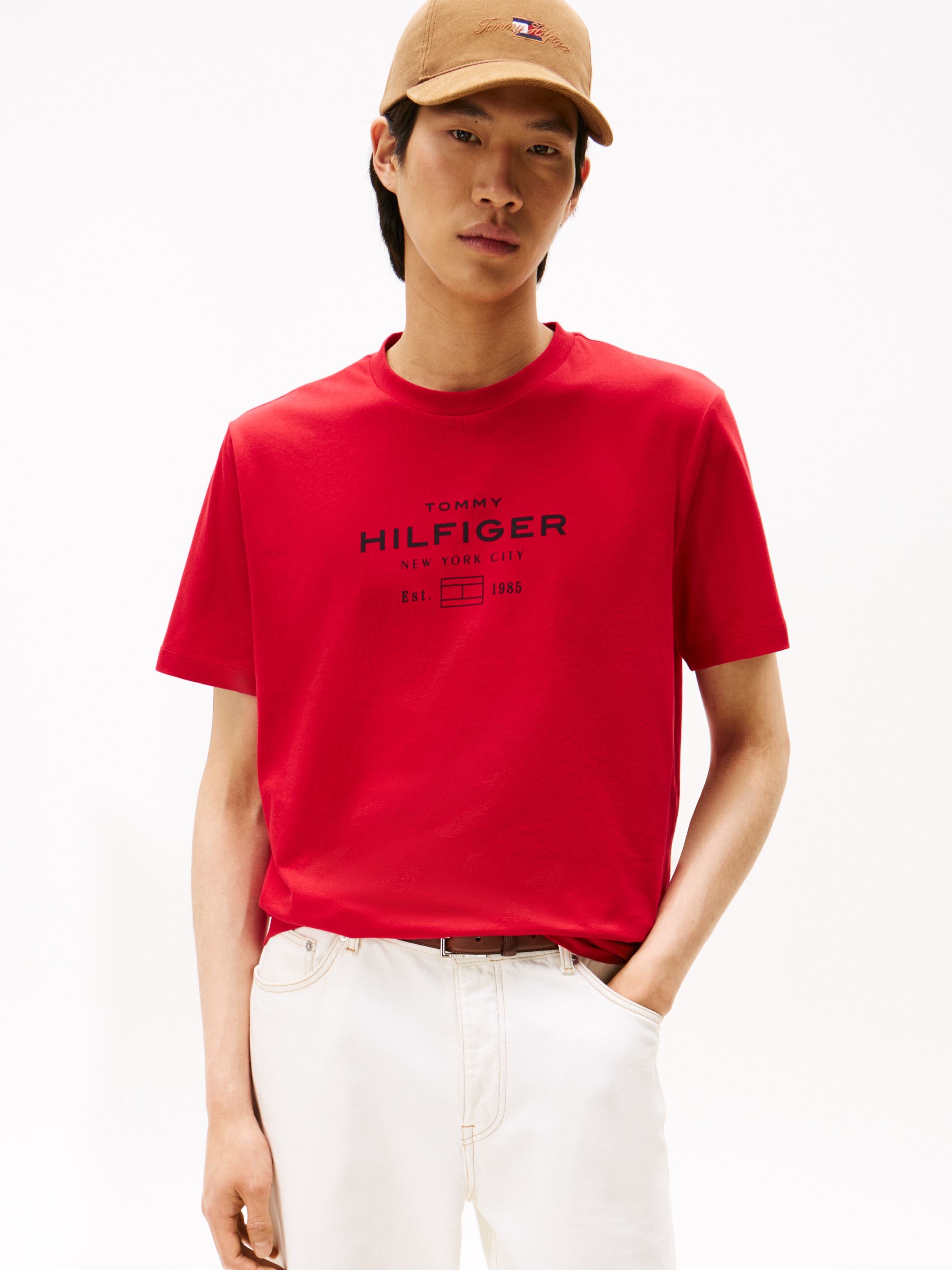 Tommy Hilfiger T-Shirt »HILFIGER STACK GRAPHIC TEE« Regular fit mit Rundhalsausschnitt
