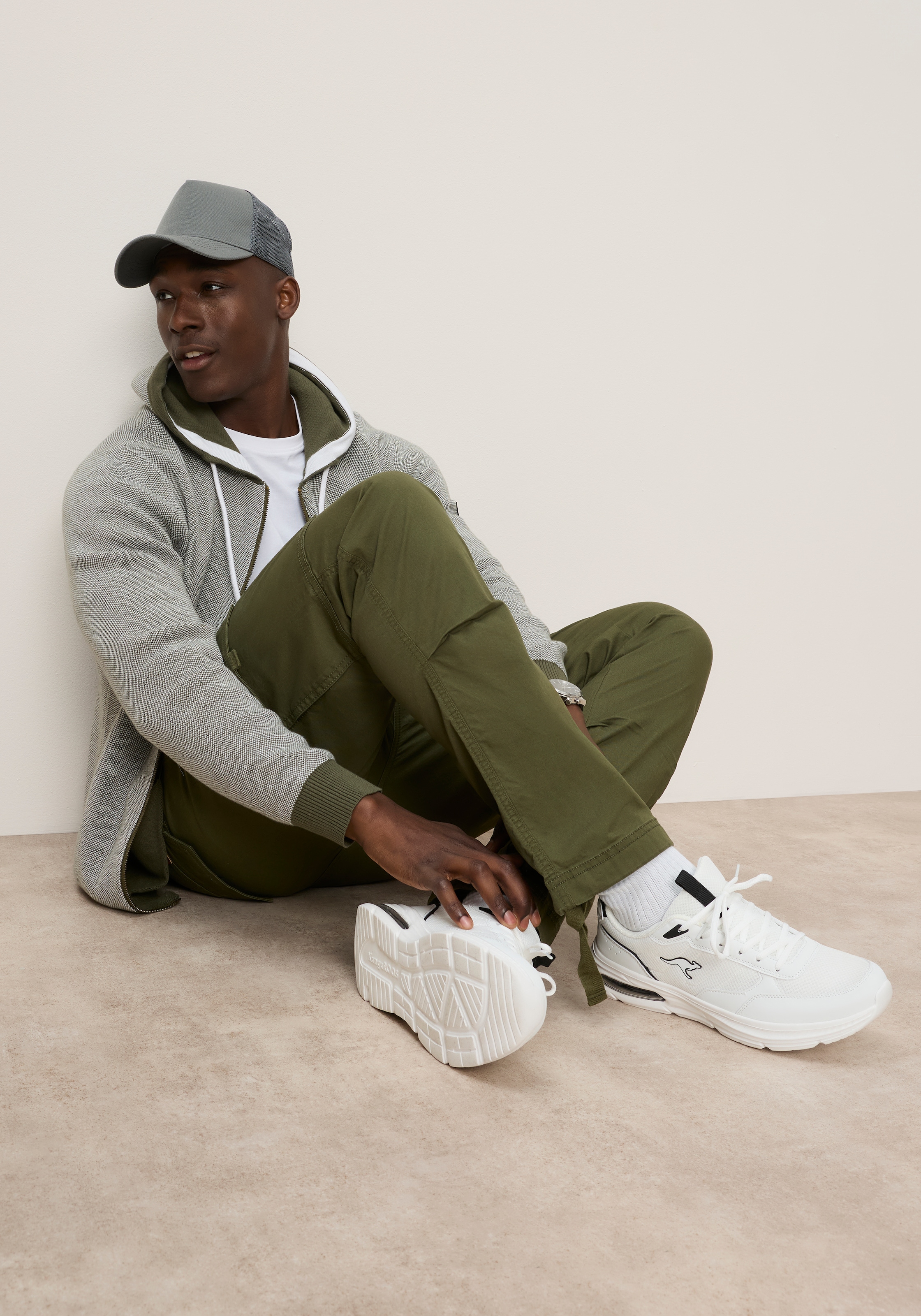 KangaROOS Pantalon cargo  coupe droite, coupe régulière, en coton et élasthanne