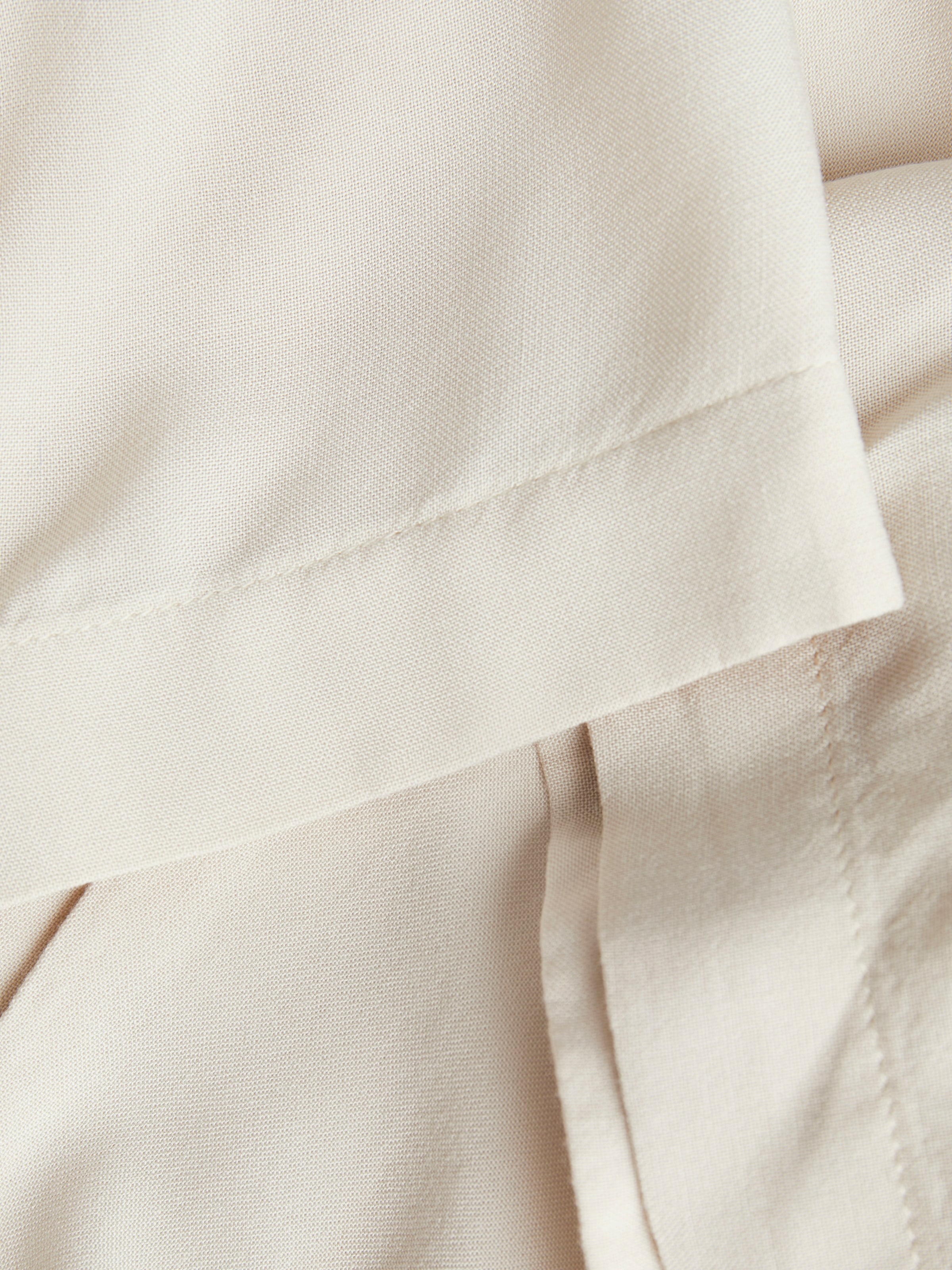 Jack & Jones Kurzarmhemd »JJEJEFF SOLID RESORT SHIRT S/S SN«, mit Resort Kragen
