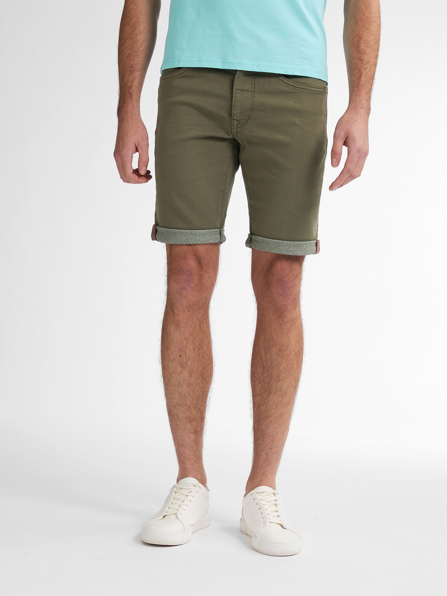 Petrol Industries Jeansshorts Sommerhose im Five-Pocket Style