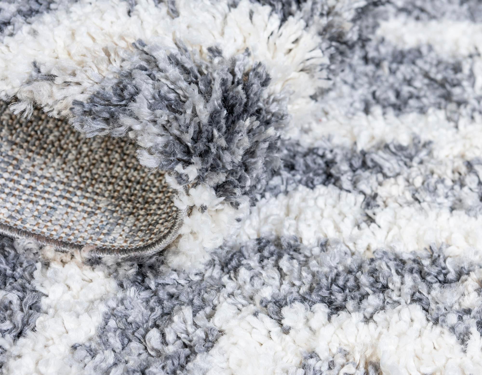 Myflair Möbel & Accessoires Hochflor-Teppich »Top Shag, LAGERRÄUMUNG!« rechteckig 32 mm Höhe gewebt, Rauten Design, melierte Optik, weich & kuschelig, mit Fransen