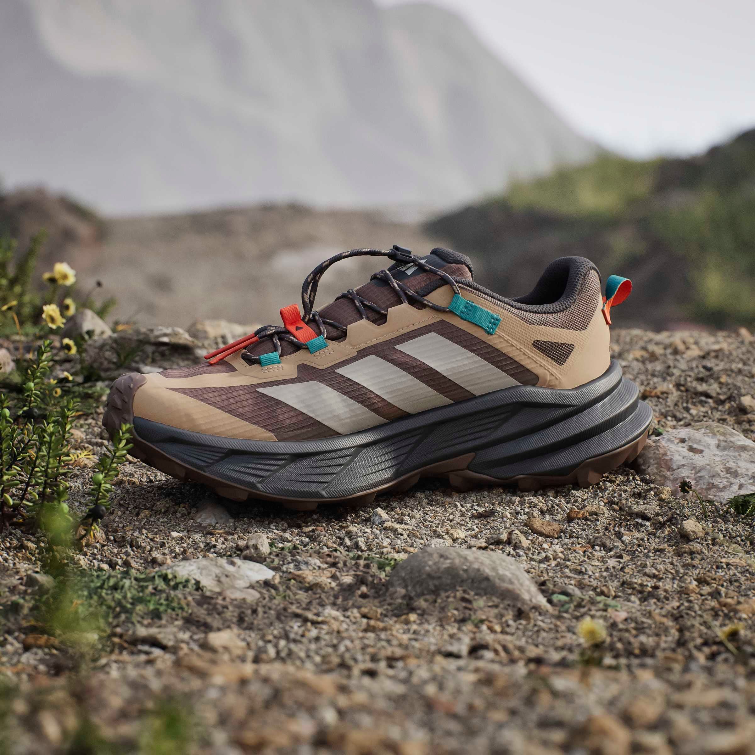 adidas TERREX Chaussure de randonnée »FREEHIKER SL GORE-TEX«  imperméable grâce à la membrane Gore-Tex