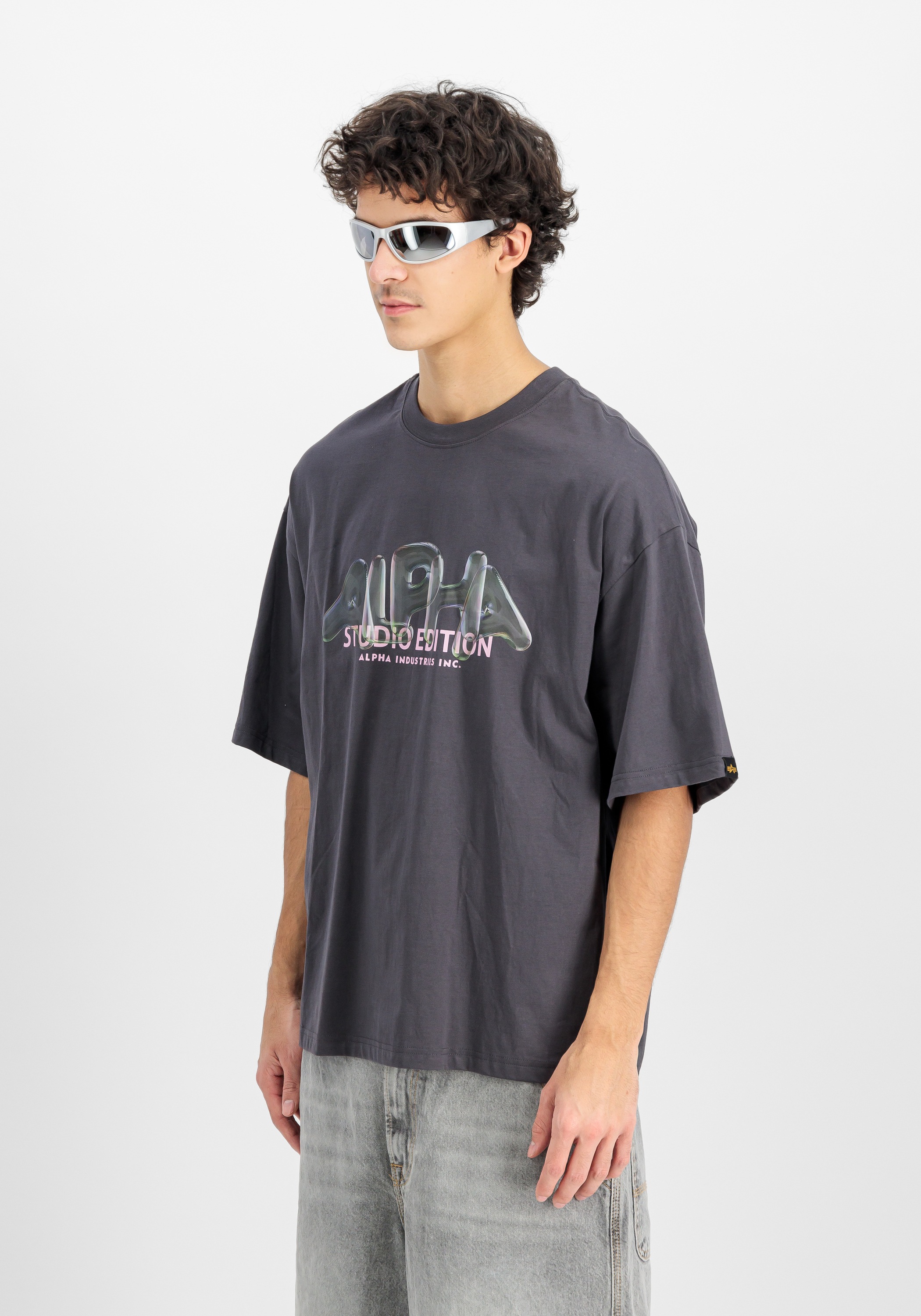 Alpha Industries T-Shirt »Studio Edition Vibe T-Shirt«
