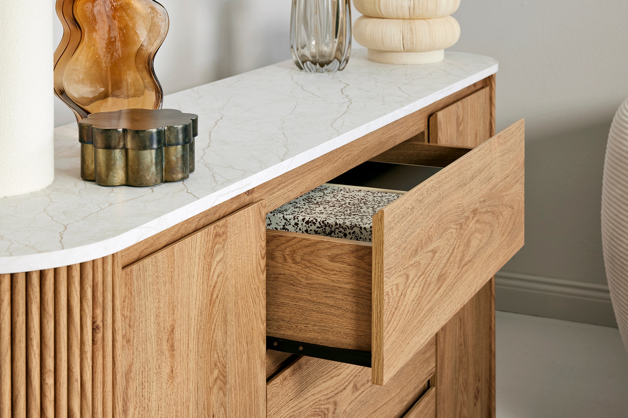Jahnke Sideboard »GROOVE SB 160« 1 Stk. tlg. Sideboard, abgerundet, Marmor-Look, Breite ca. 159,5 cm