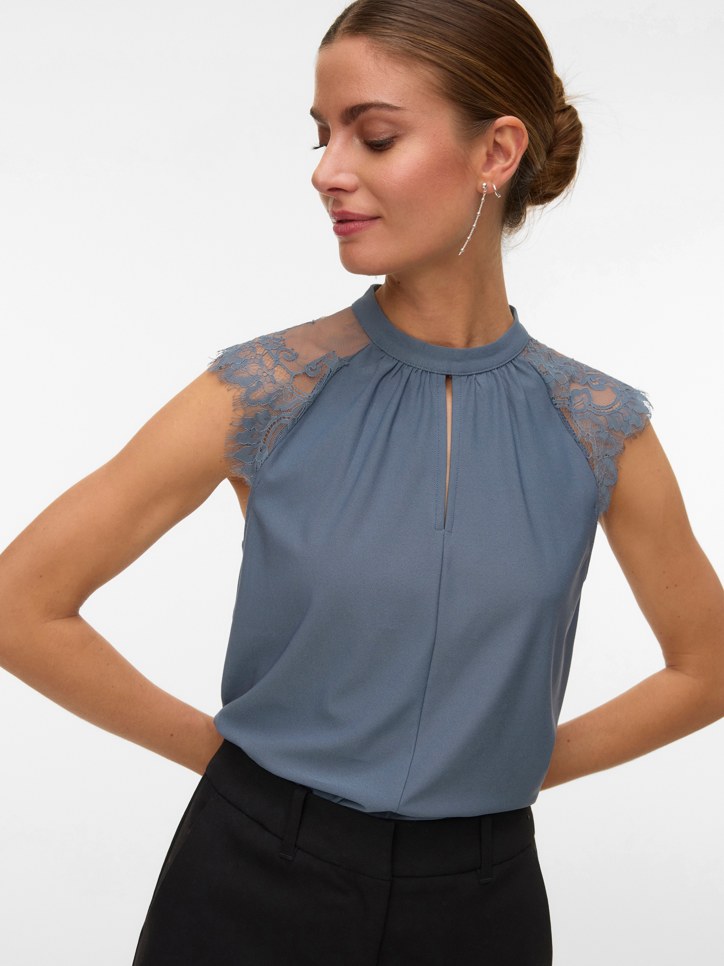 Vero Moda Spitzentop »VMMILLA SL LACE TEE« Materialmix, regular fit