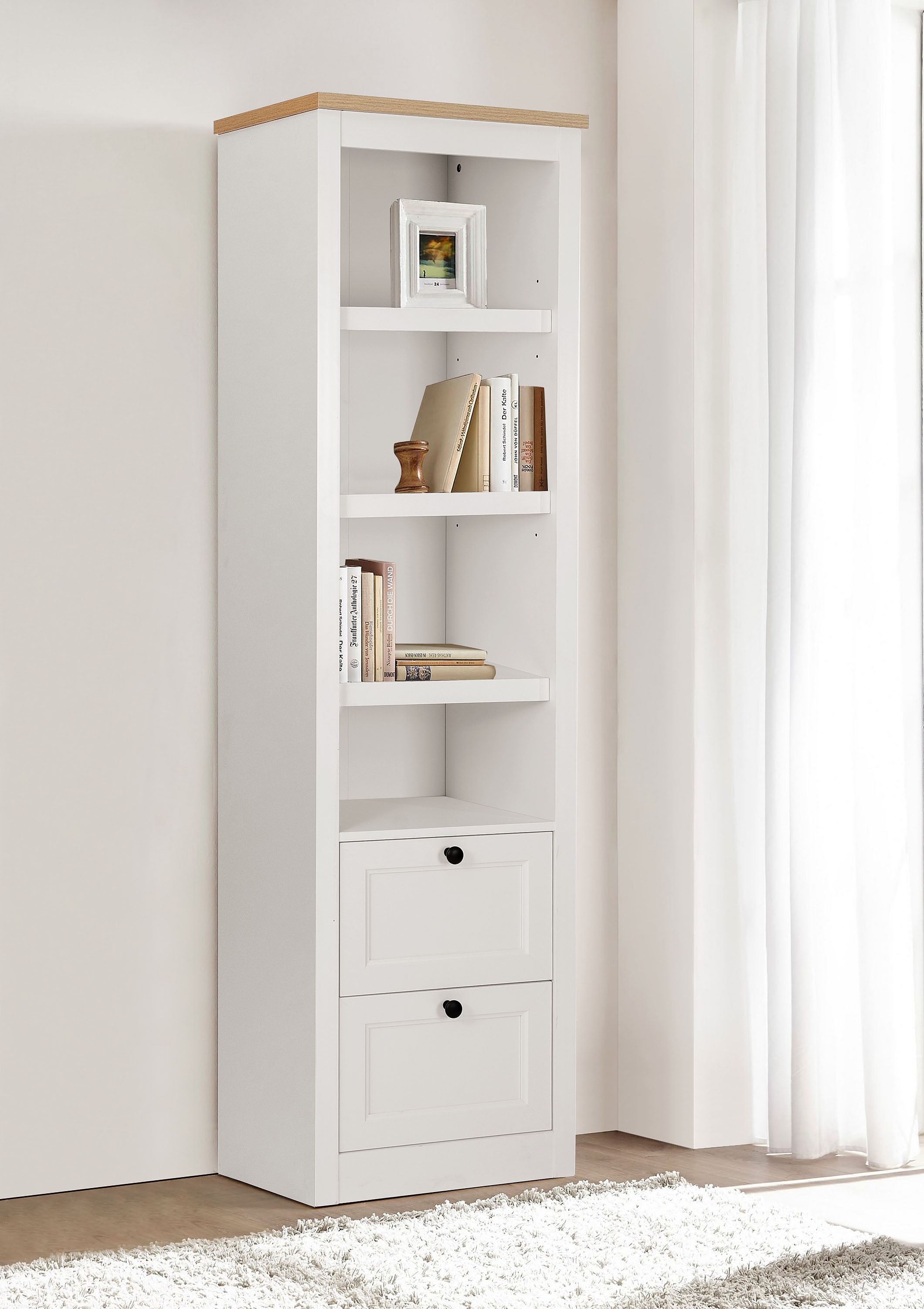 GOODproduct Vitrines »Rigny« aus MDF, mit Holz-Zierleiste, schwarzem Metallgriff