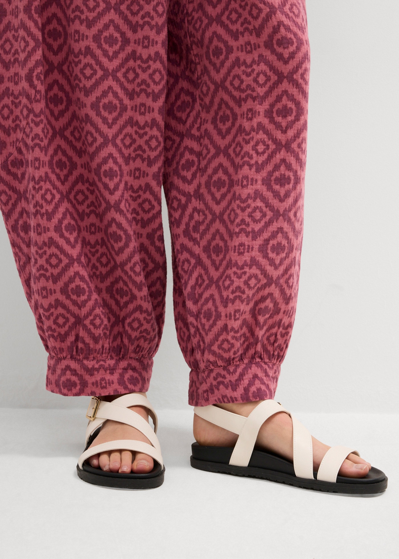 bonprix Pantalon bouffant  Coupe ample, jambe large, en coton pur