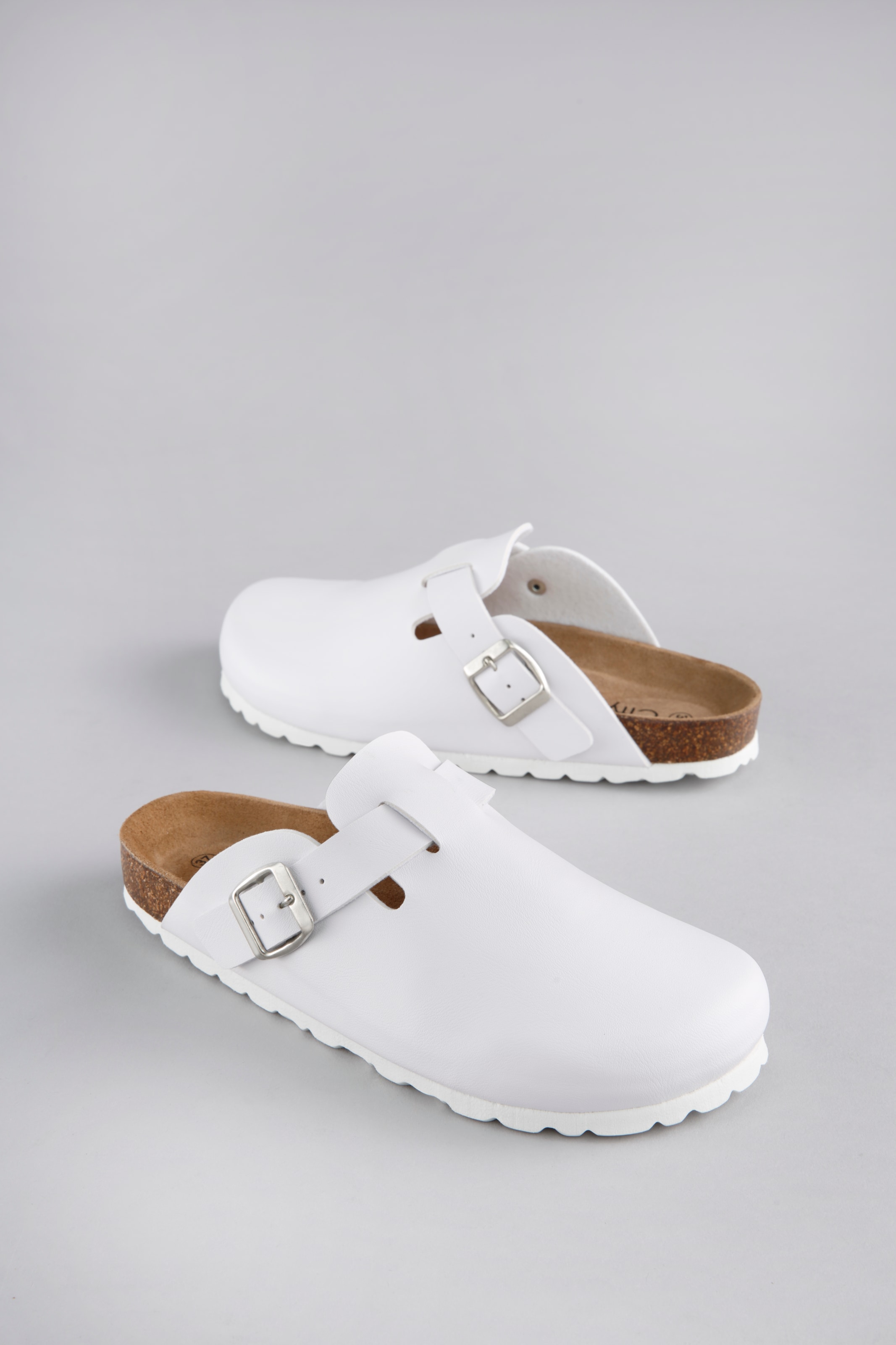 Aniston SHOES Sabot  Gartenschuh, Berufsschuh, Hausschuh in klassischer Form