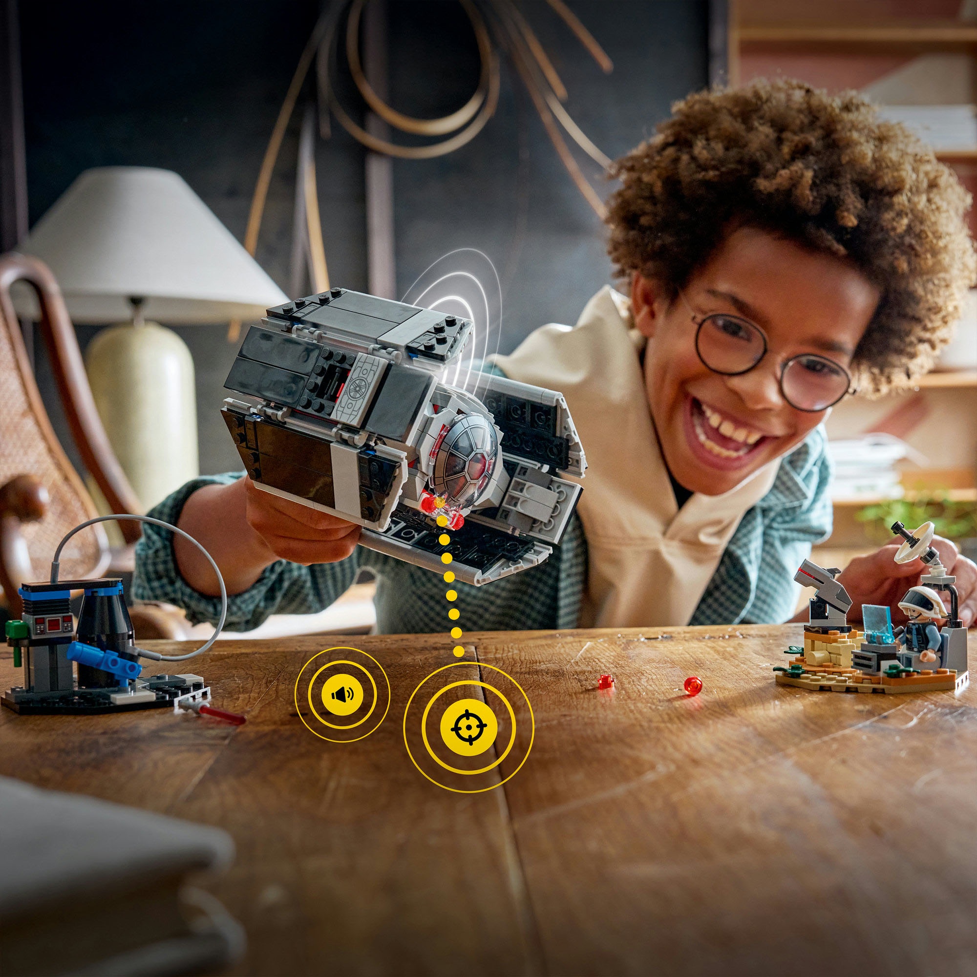 LEGO® Konstruktionsspielsteine »SMART Play: Darth Vaders TIE Fighter (75421), LEGO Star Wars™« mit Licht- und Soundeffekten