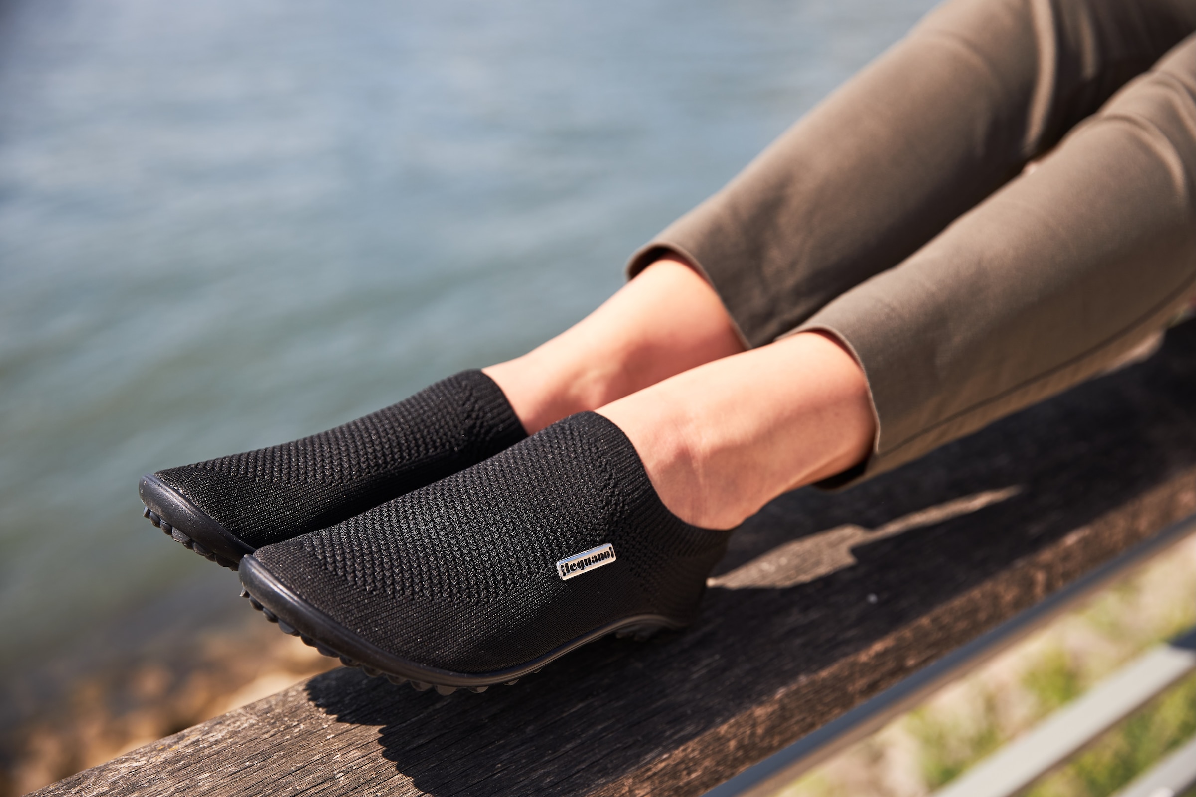 Leguano Barfussschuh »SCIO«  Slipper, Freizeitschuh, Bequemschuh mit seitlichem Logo-Emblem