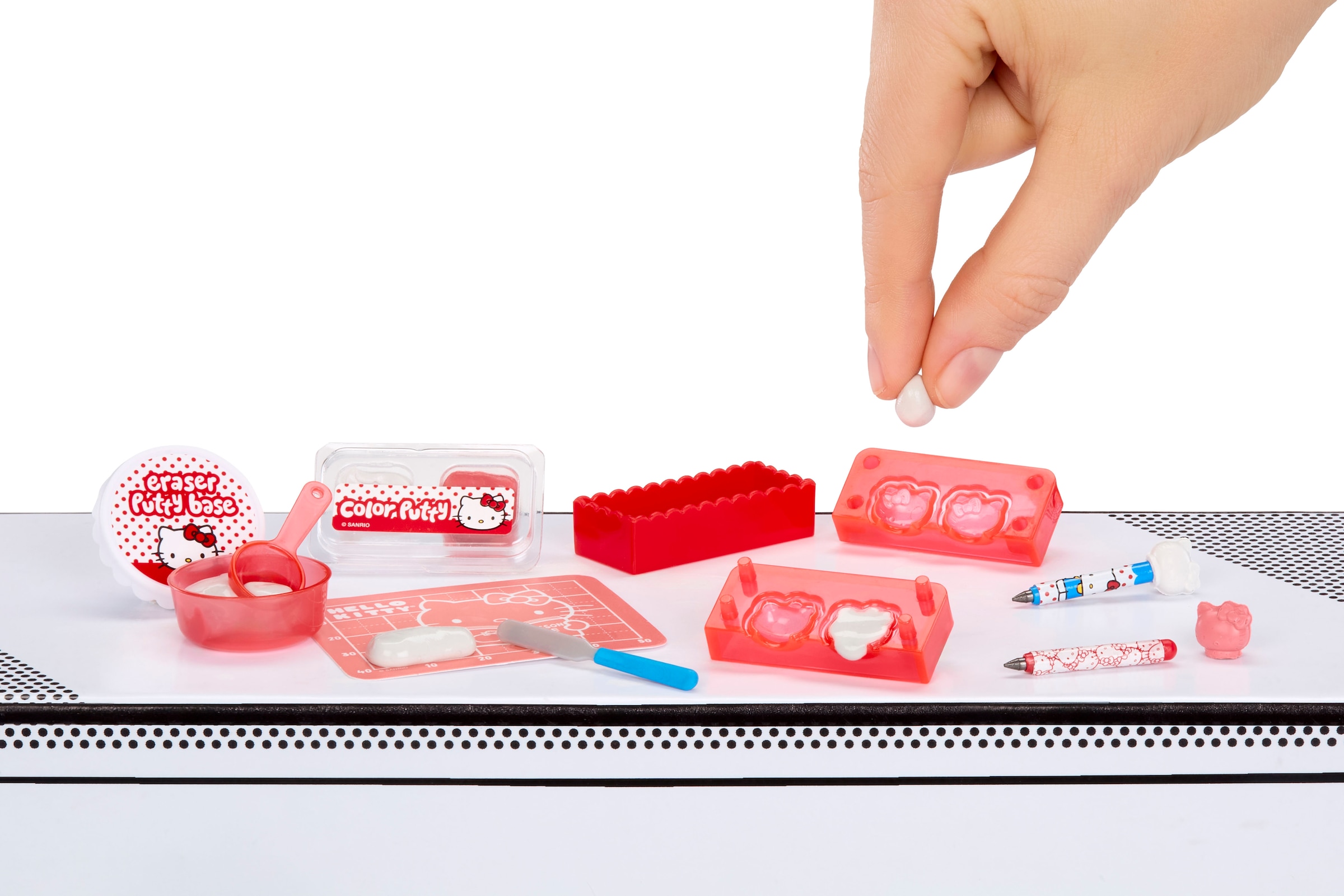 MGA ENTERTAINMENT Set créatif »MGA's Miniverse - Make It Mini SANRIO Series 3«